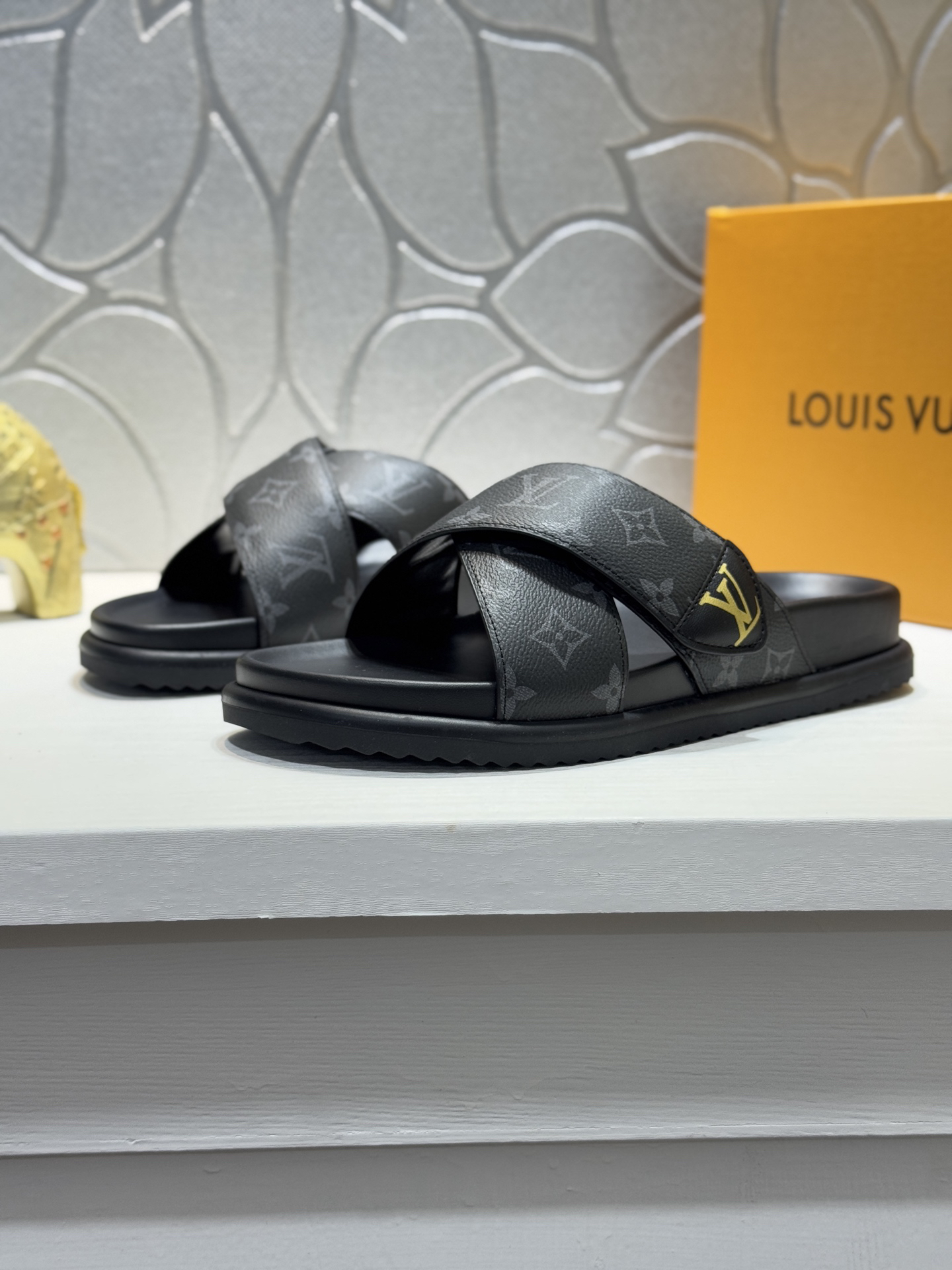 LV Summer footwear