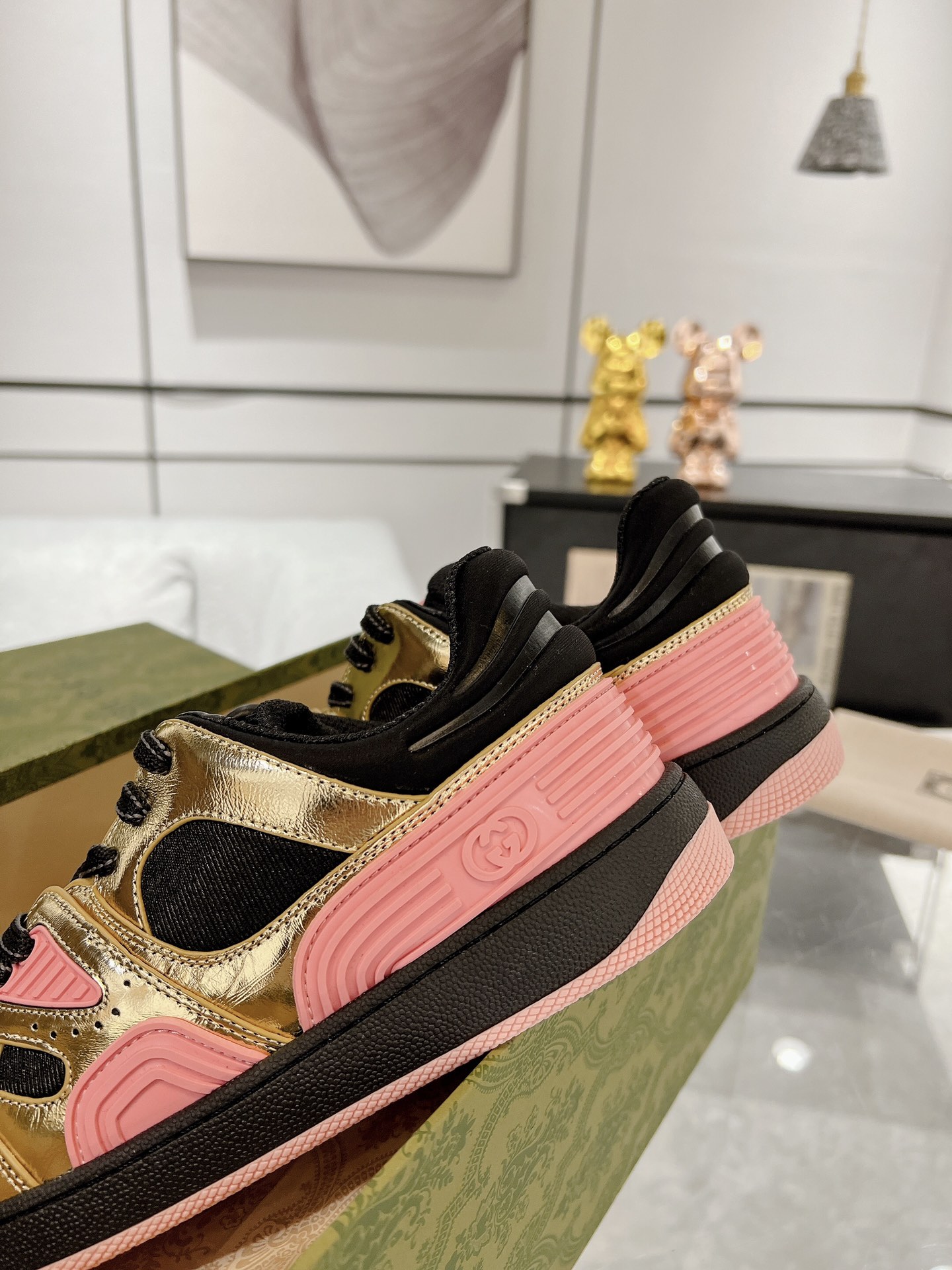 Gucci Sneakers-31