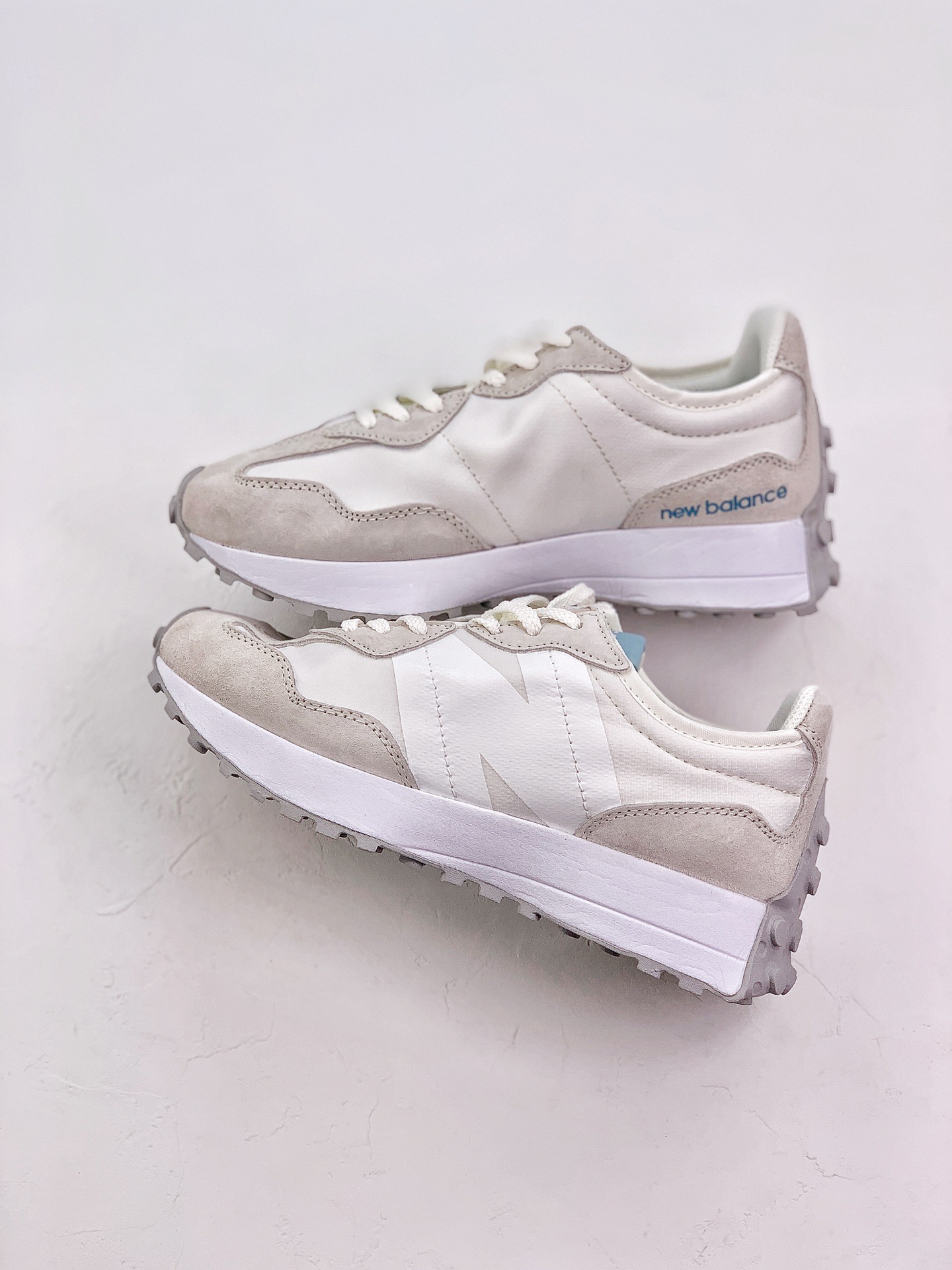 New Balance Sneakers-32