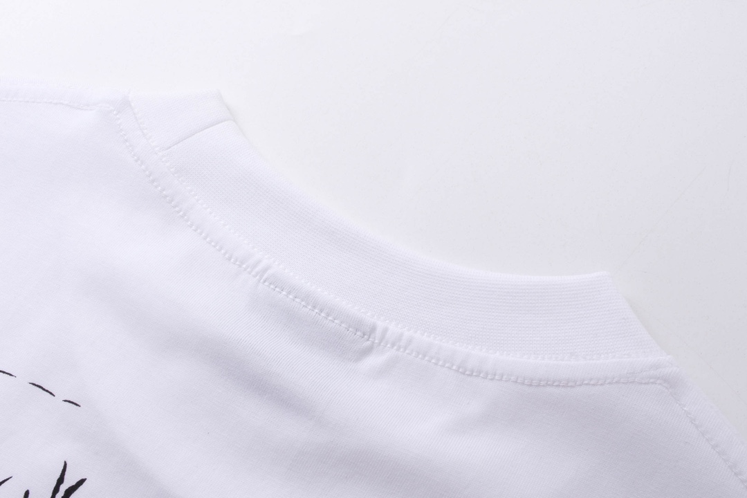 Balenciaga clothing-183