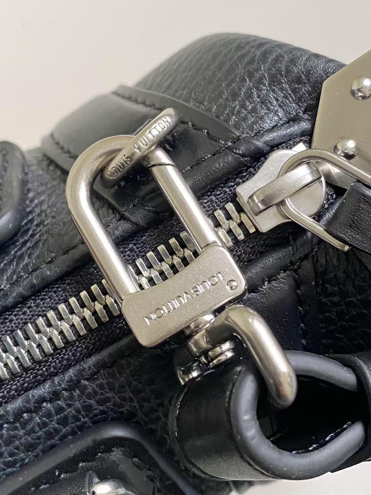 Louis Vuitton Hot New Product-182