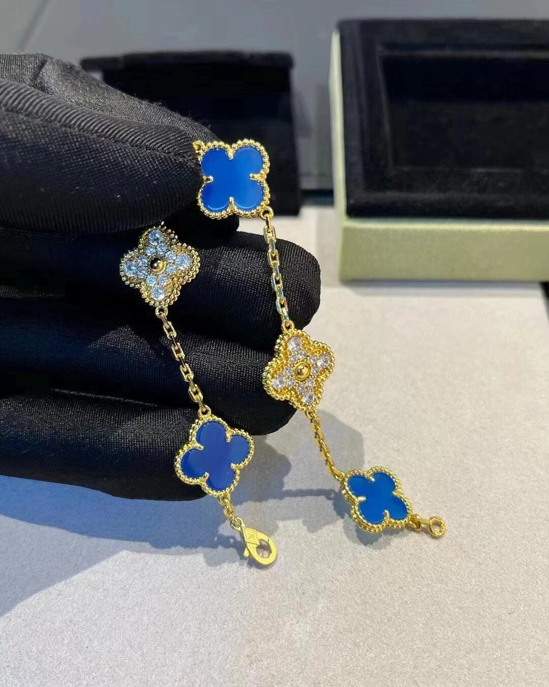 Van Cleef & Arpels Bracelet-7