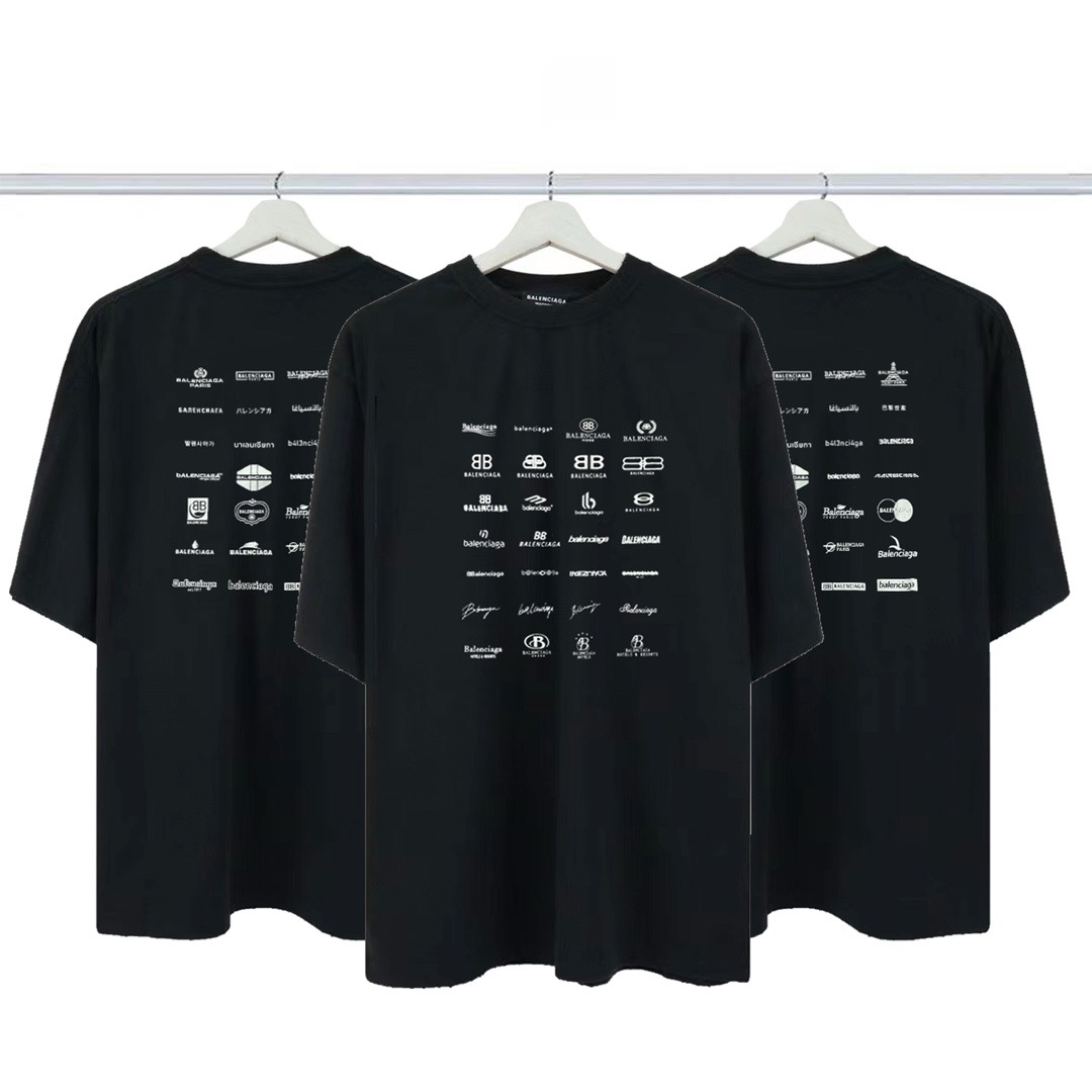 Balenciaga clothing-143