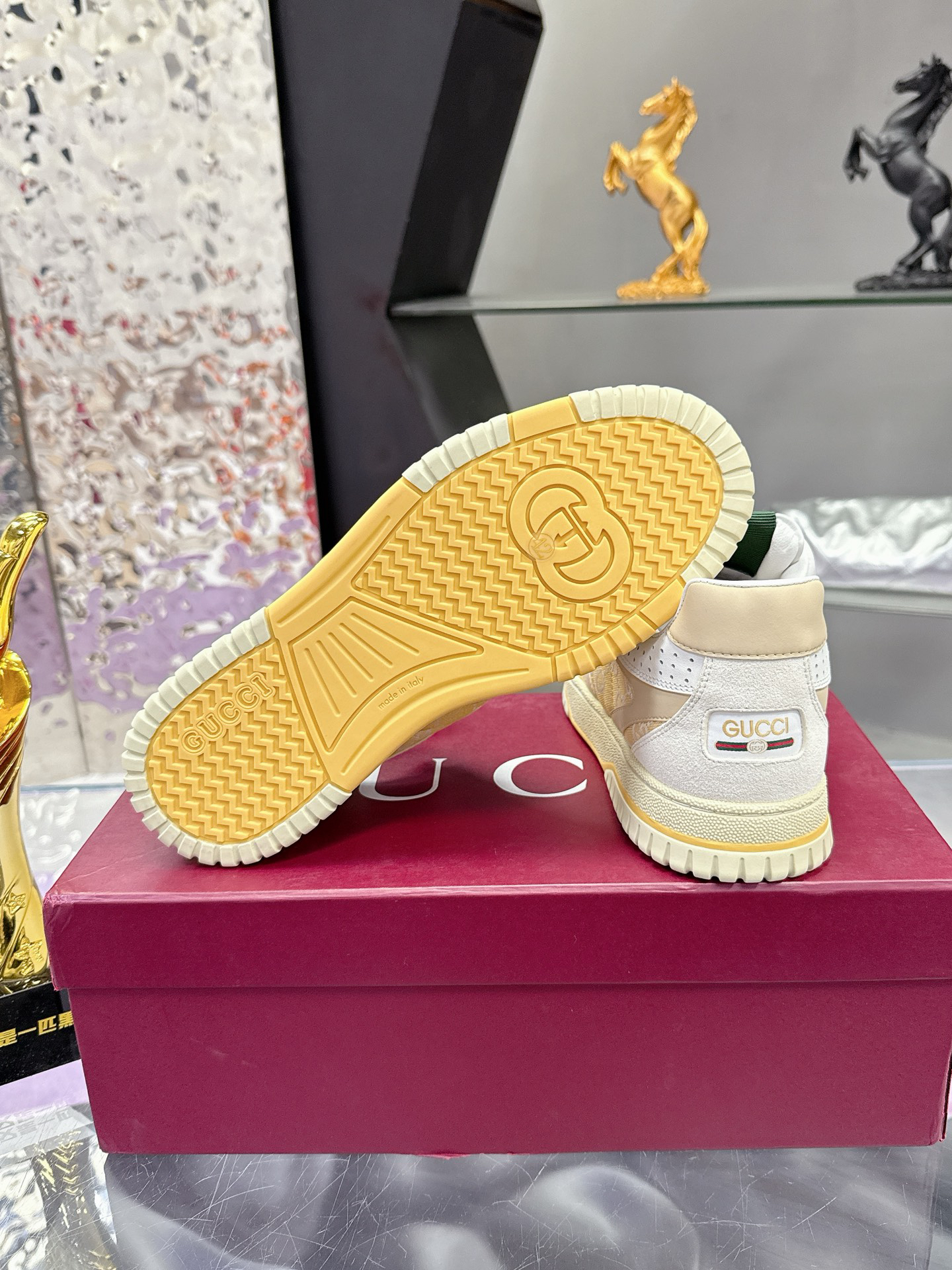 Gucci Sneakers-69