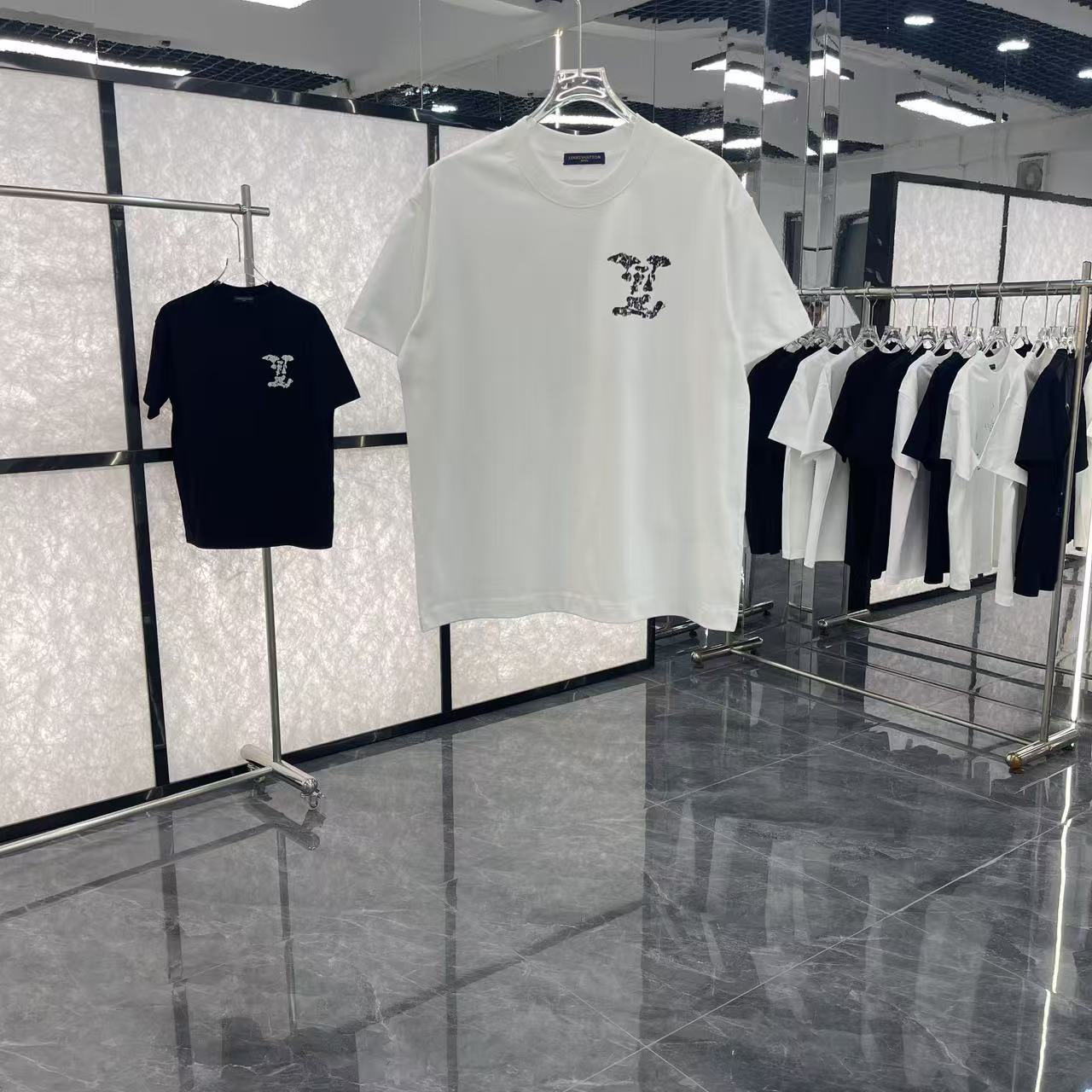 Prada clothing-33