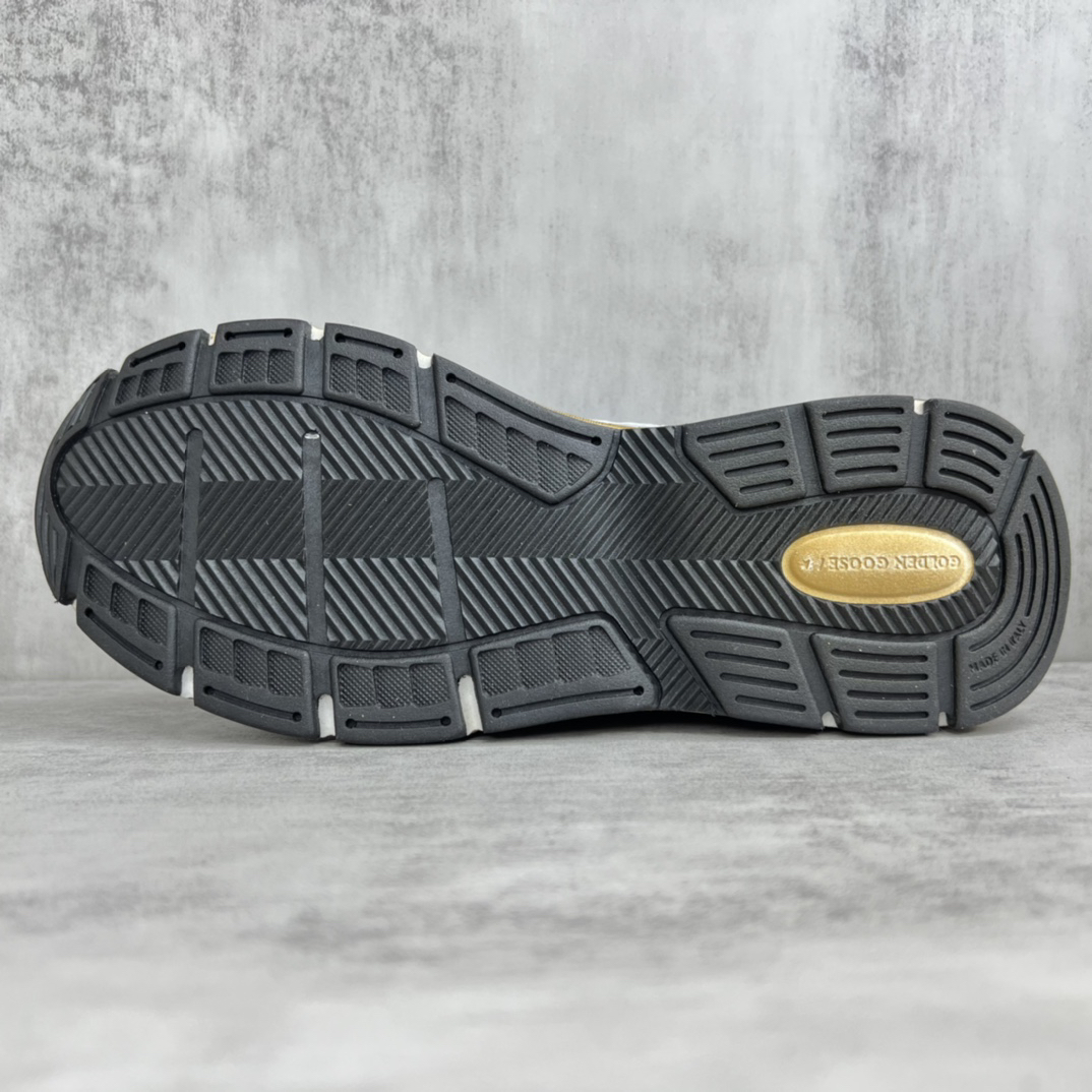 Golden Goose Sneakers-60