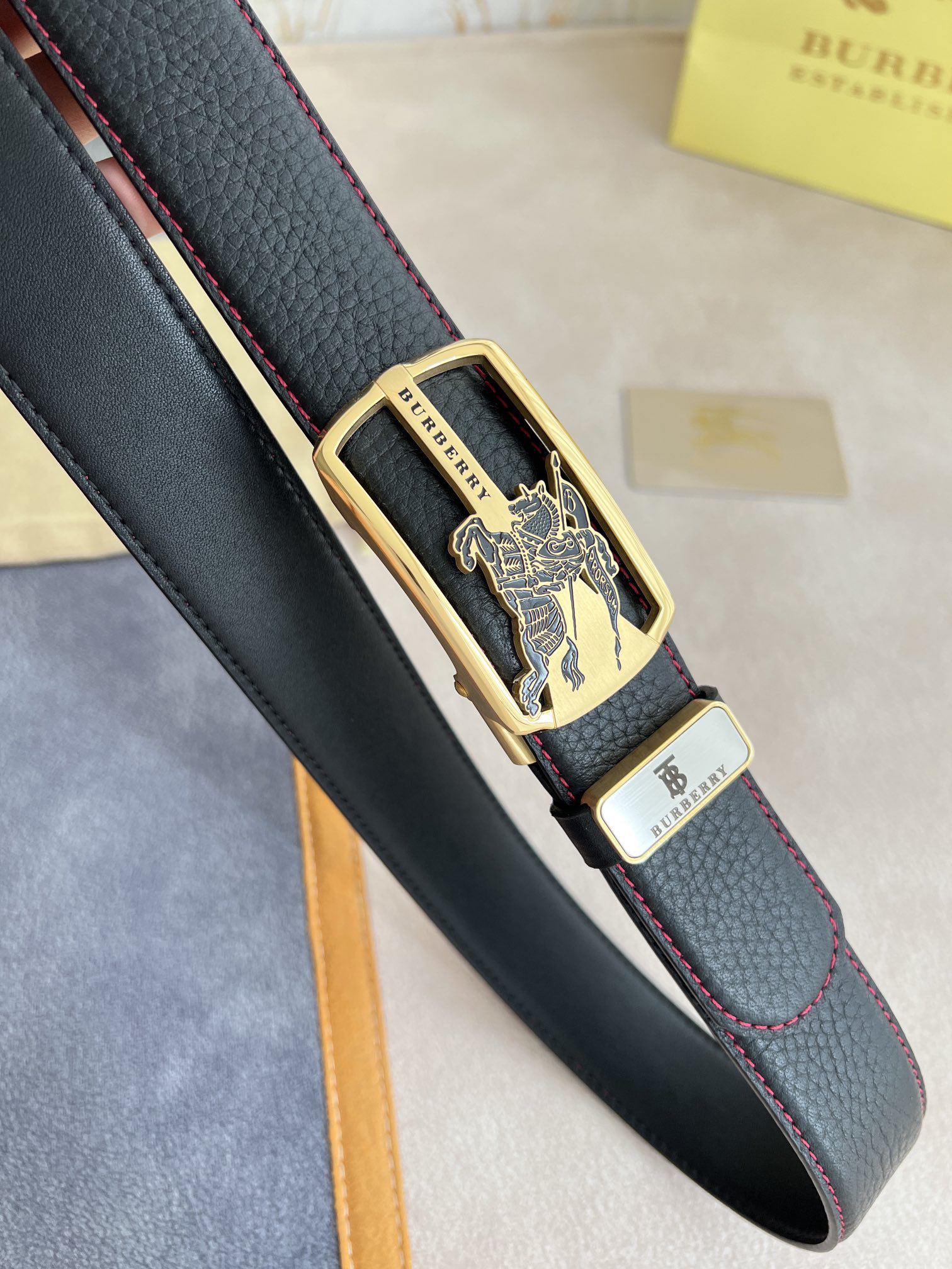 Burberry belt-65