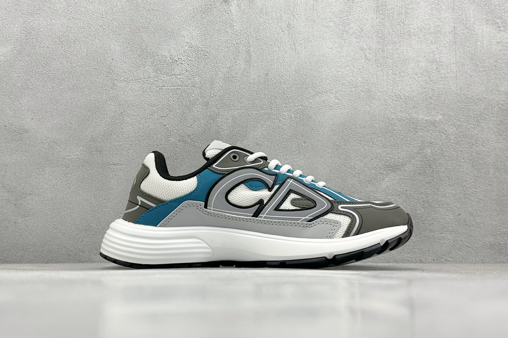 Dior Sneakers-101