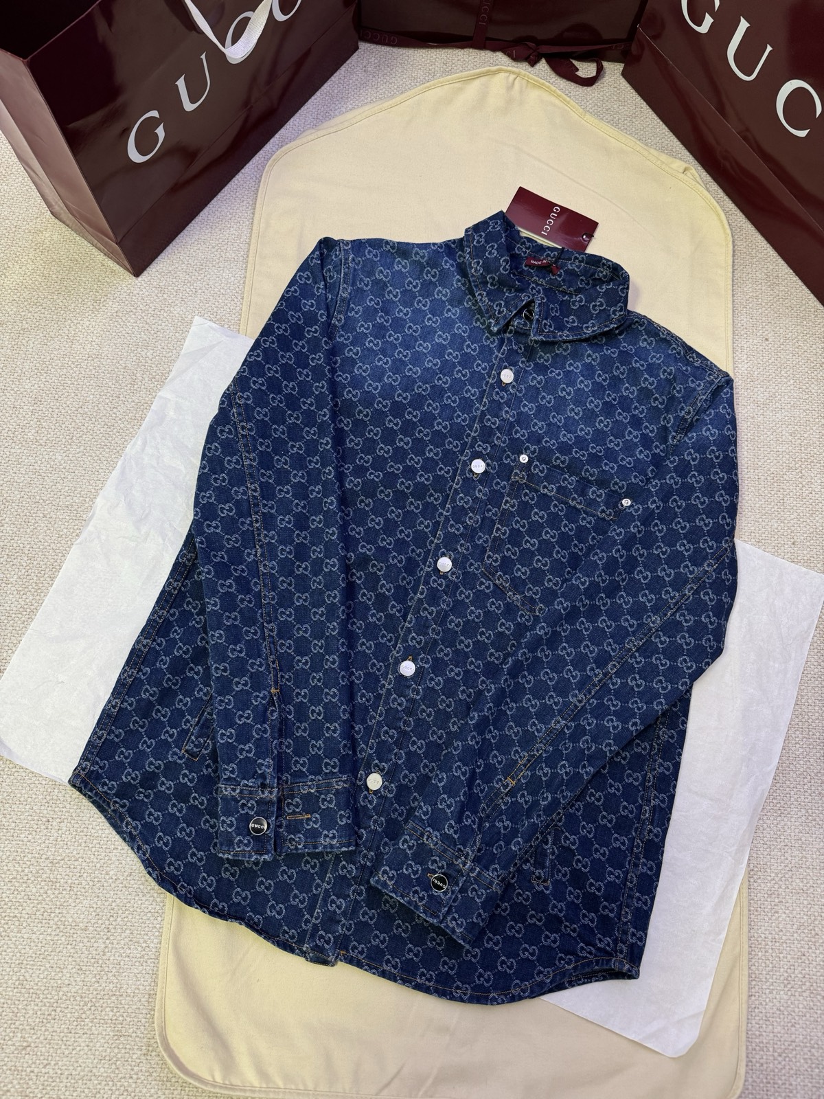 Gucci Clothing-132