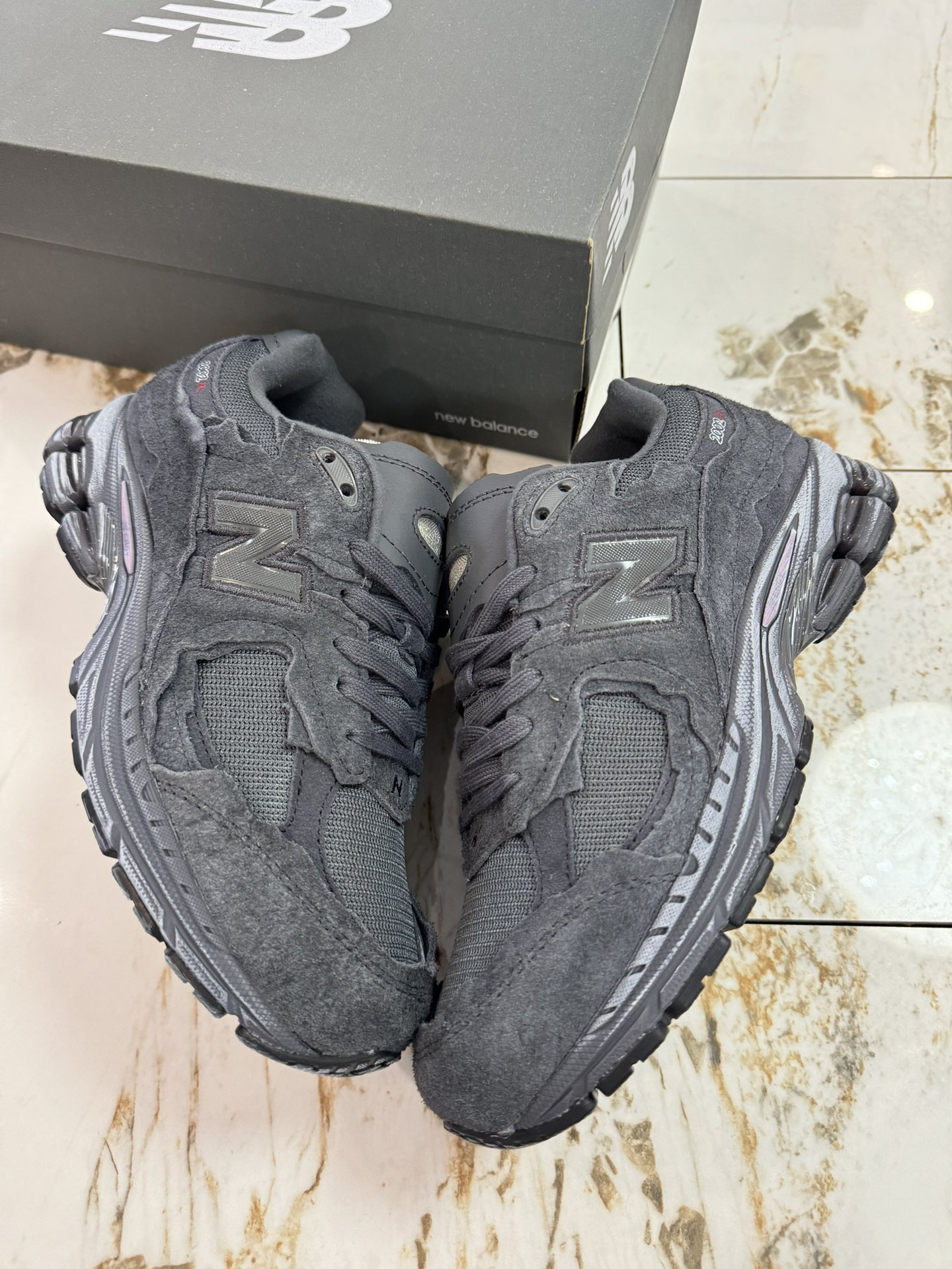 New Balance Sneakers-125