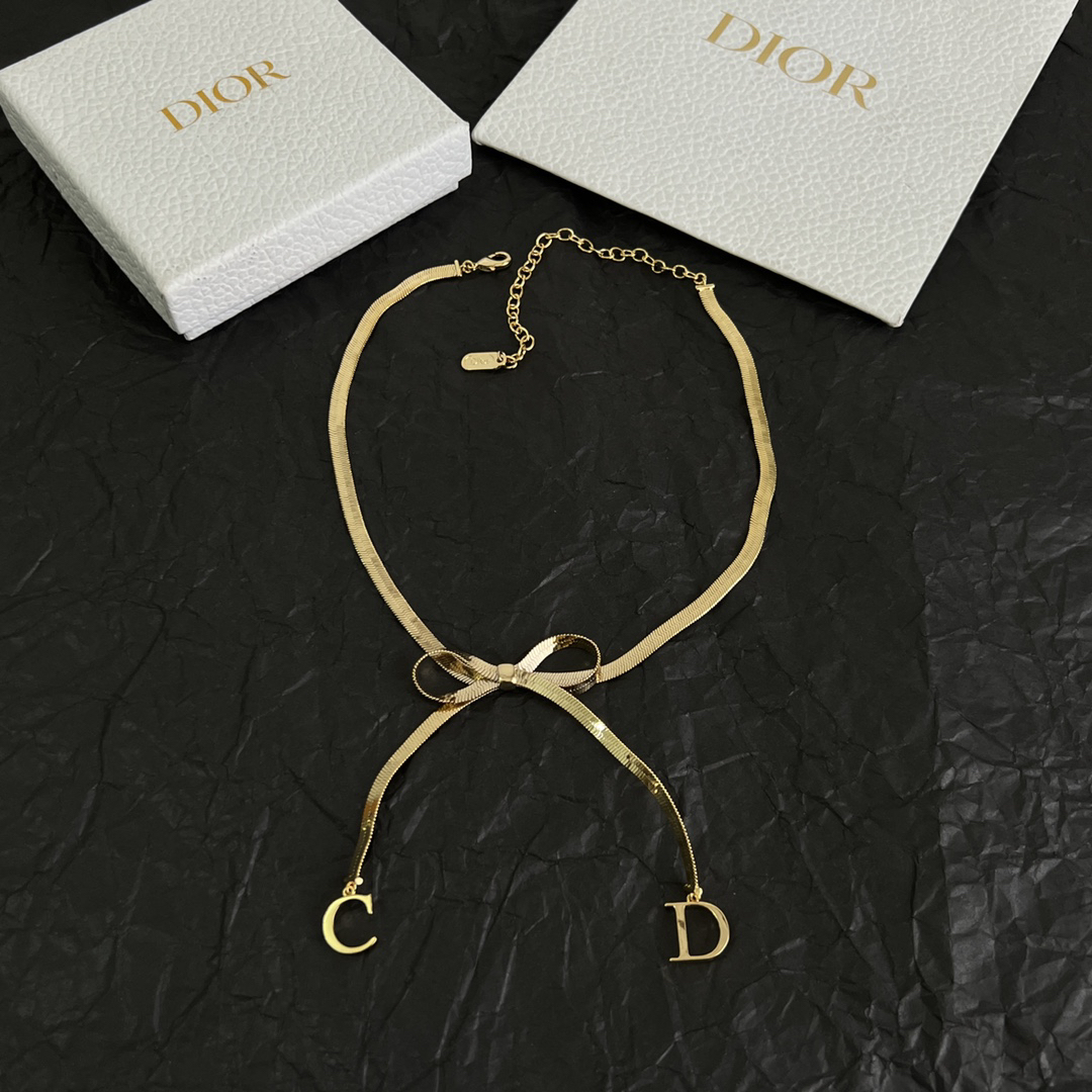 Dior necklace-48