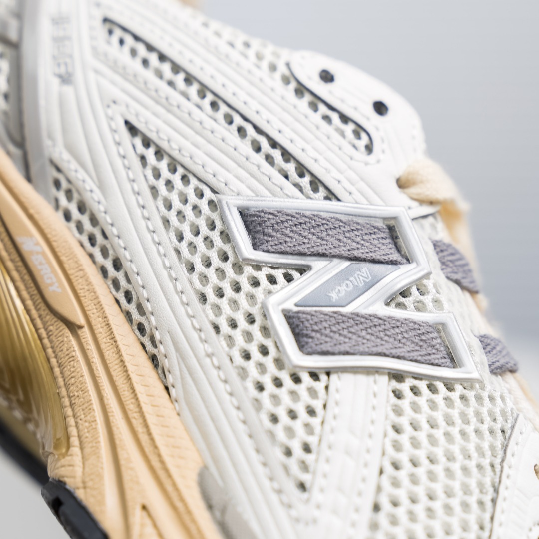 New Balance Sneakers-349