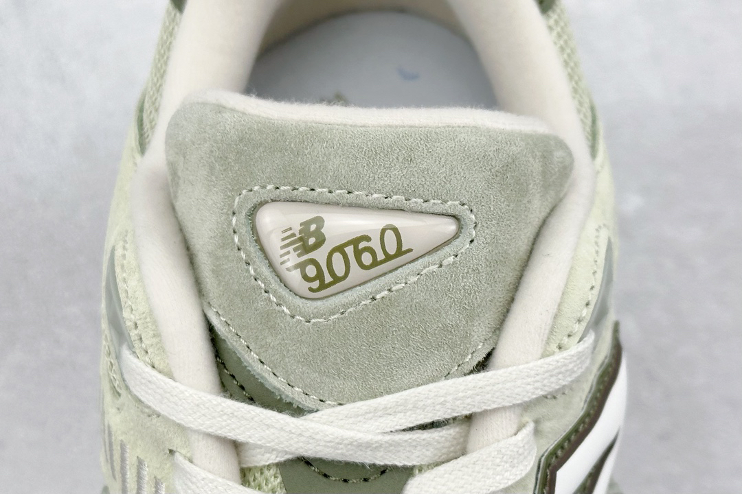 New Balance Sneakers-66