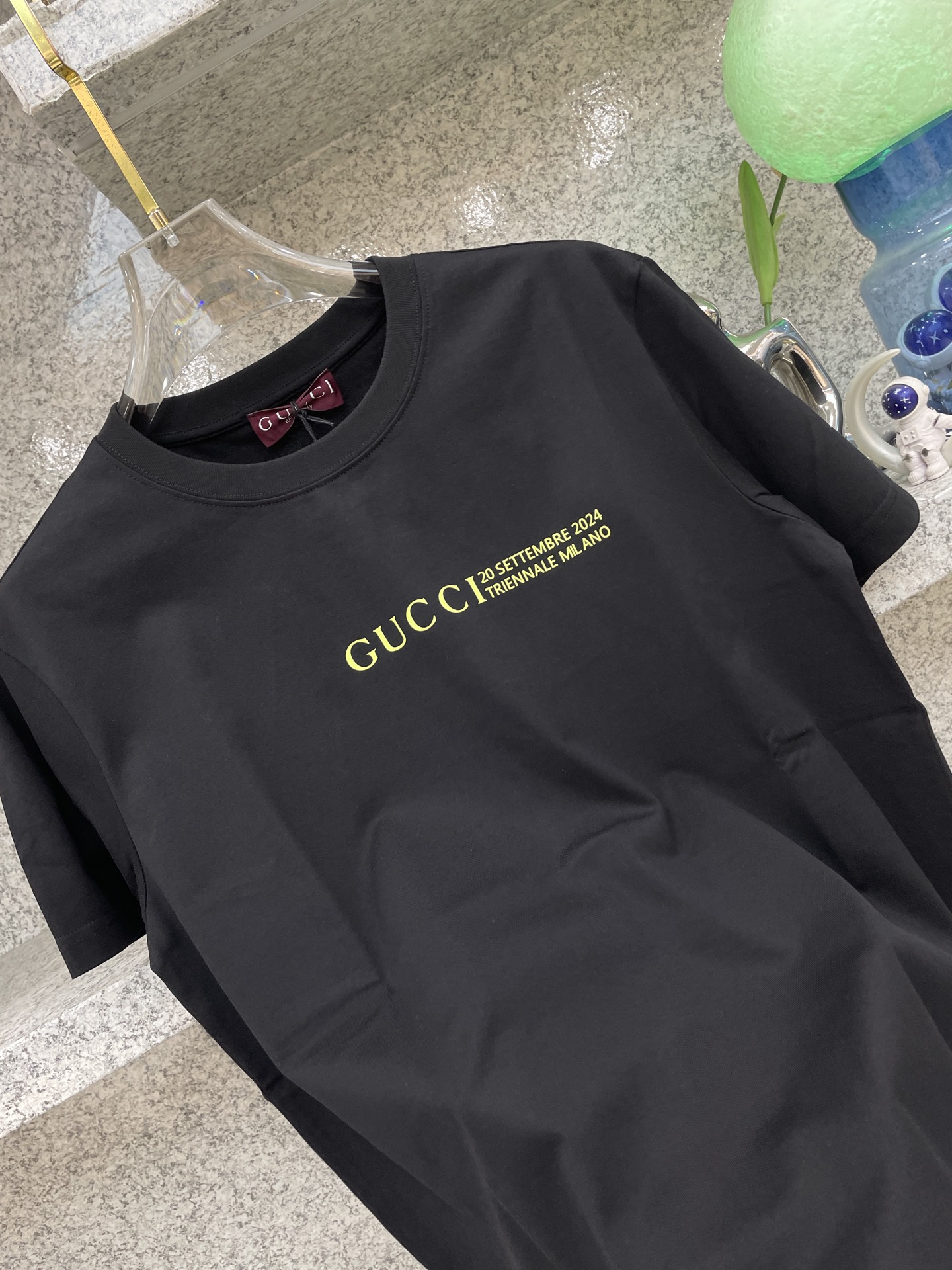 Gucci Clothing-199