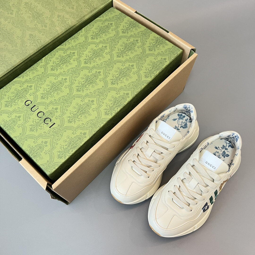Gucci Sneakers-54