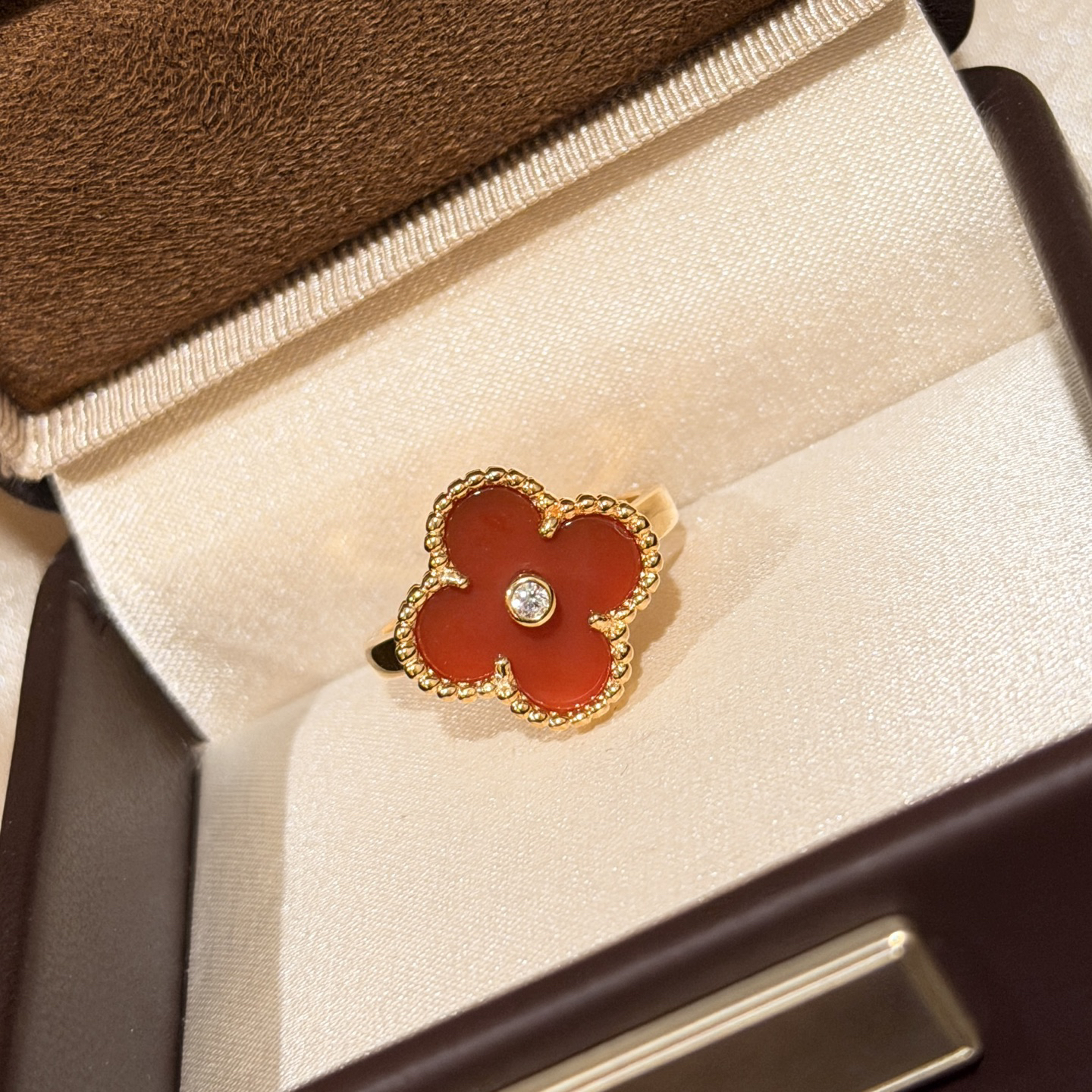 Van Cleef & Arpels ring-33