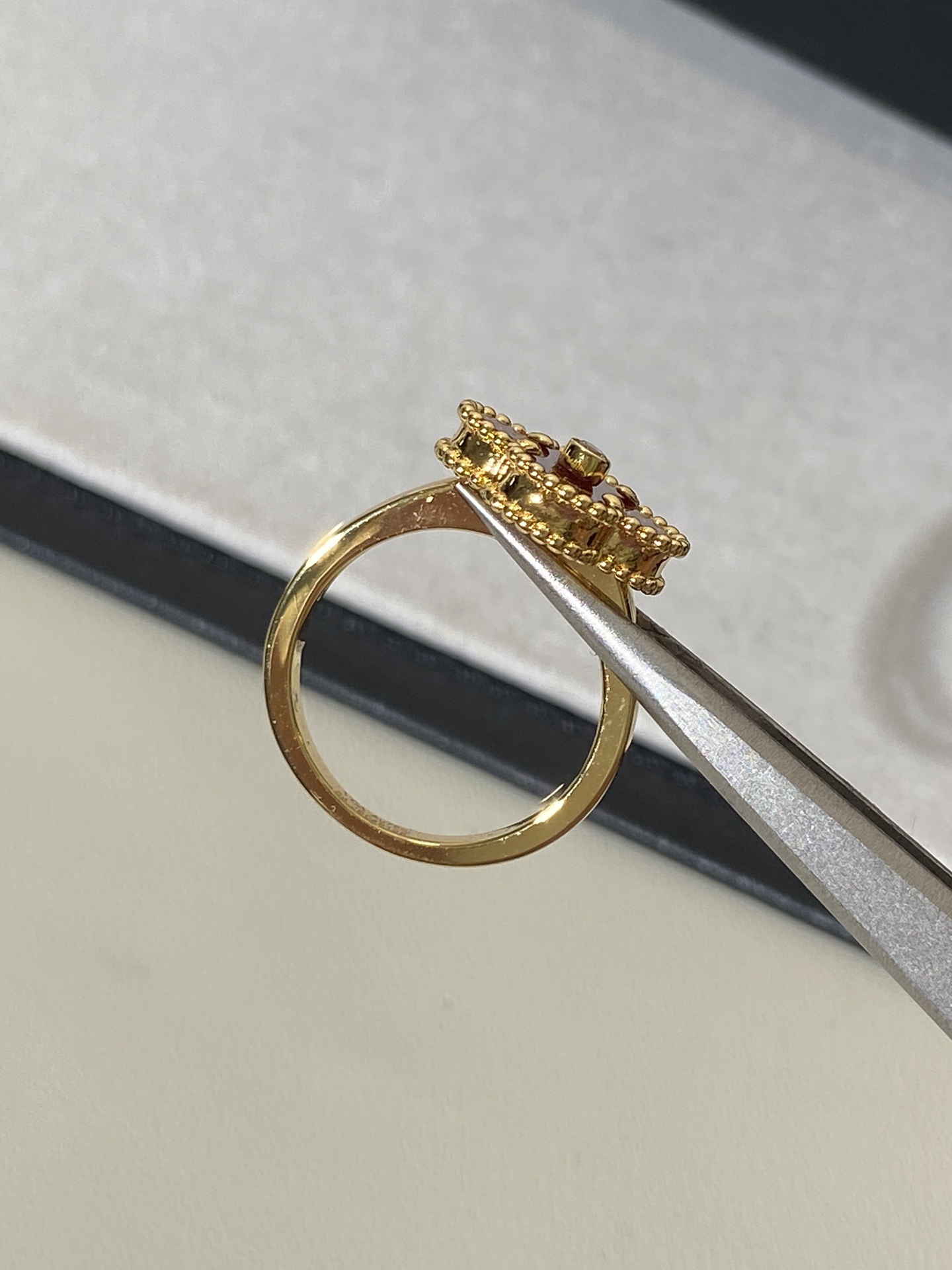 Van Cleef & Arpels ring-27