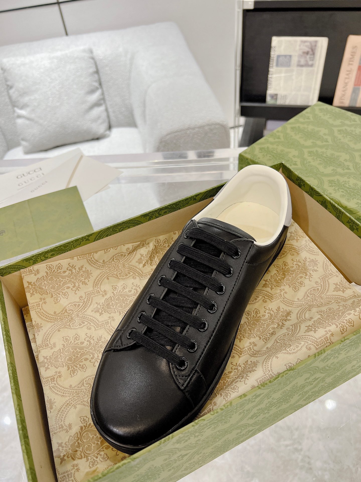 Gucci Sneakers-219