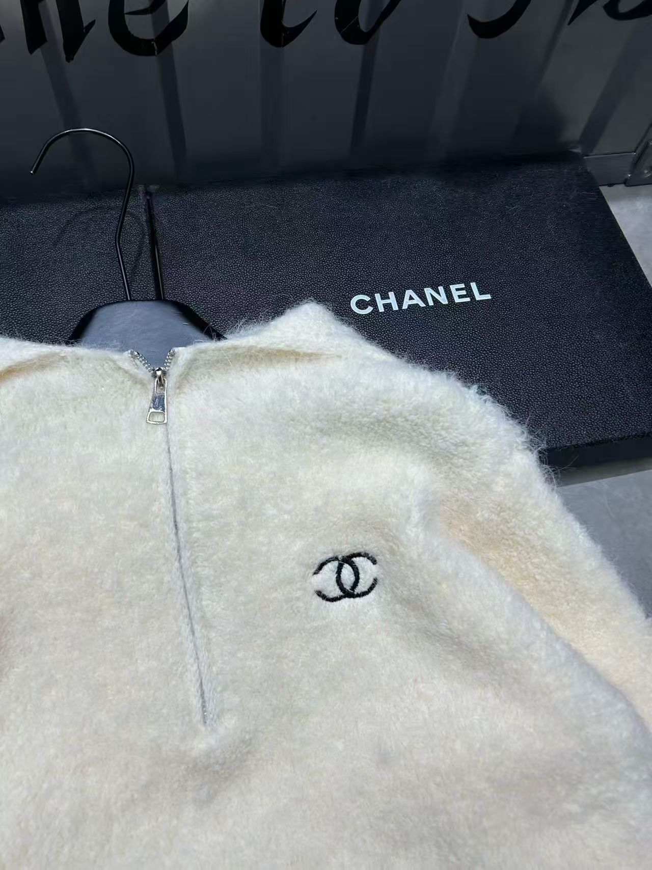Chanel clothing-120