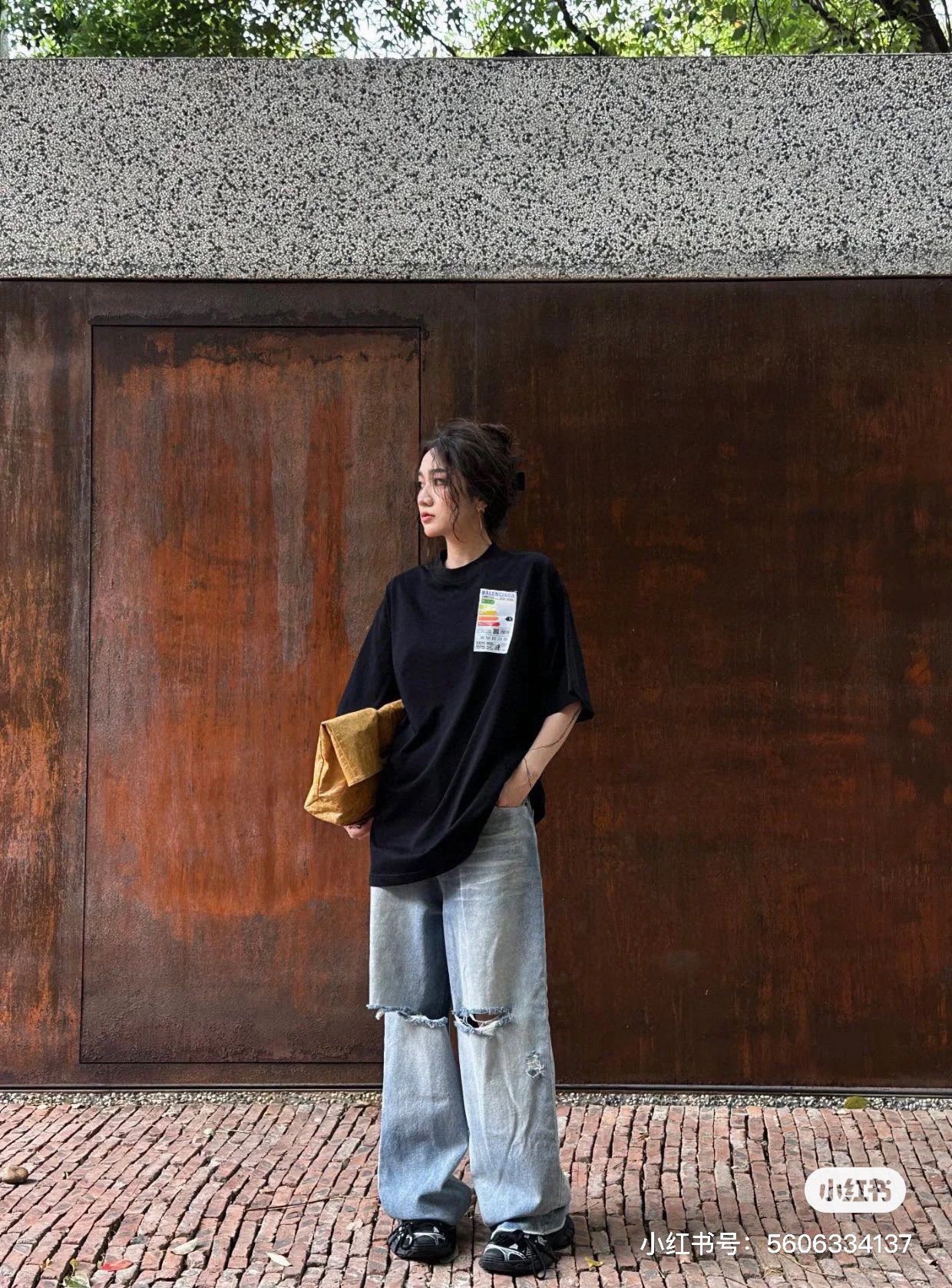 Balenciaga clothing-125
