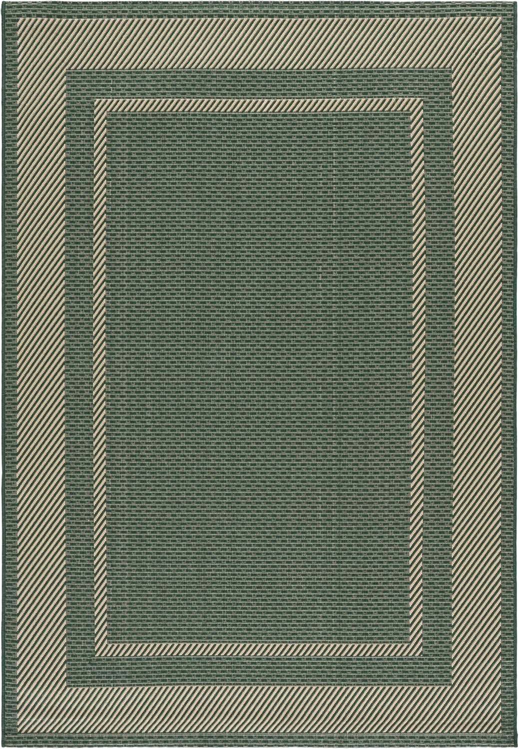 SAFAVIEH Outdoor Area Rug 6x8 - Courtyard Collection - Coastal Design, Green & Beige, Non-Shedding & Easy Cleaning, Weather Resistant, Ideal for Patio, Backyard, Kitchen, Mudroom (CY8477-32221)