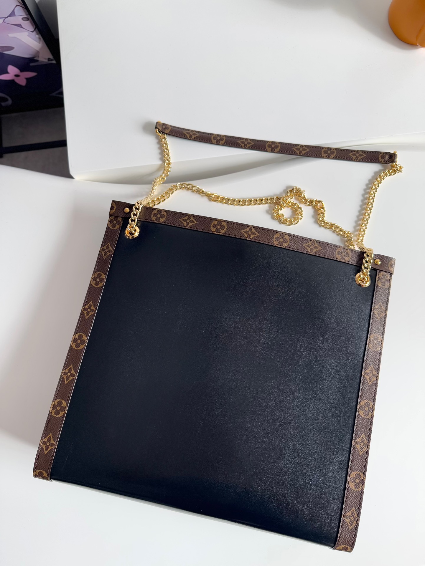 Louis Vuitton Hot New Product-24