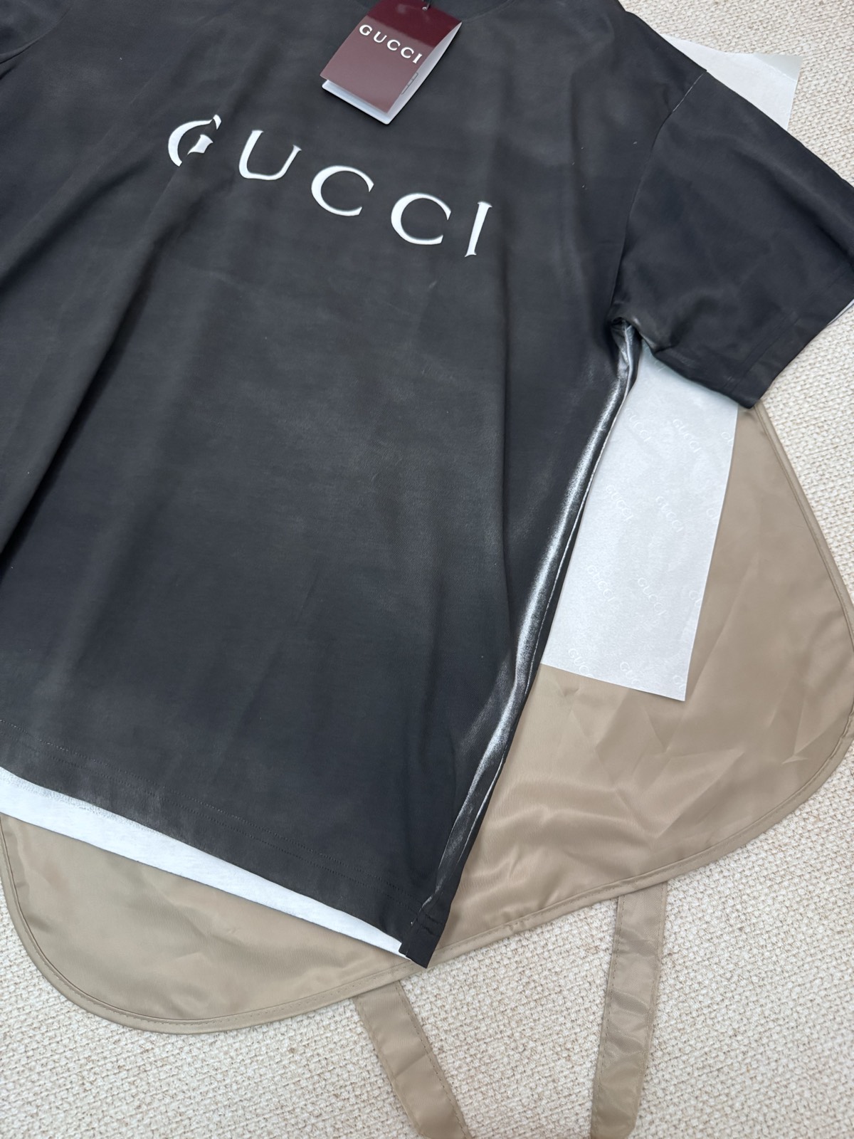 Gucci clothing-6
