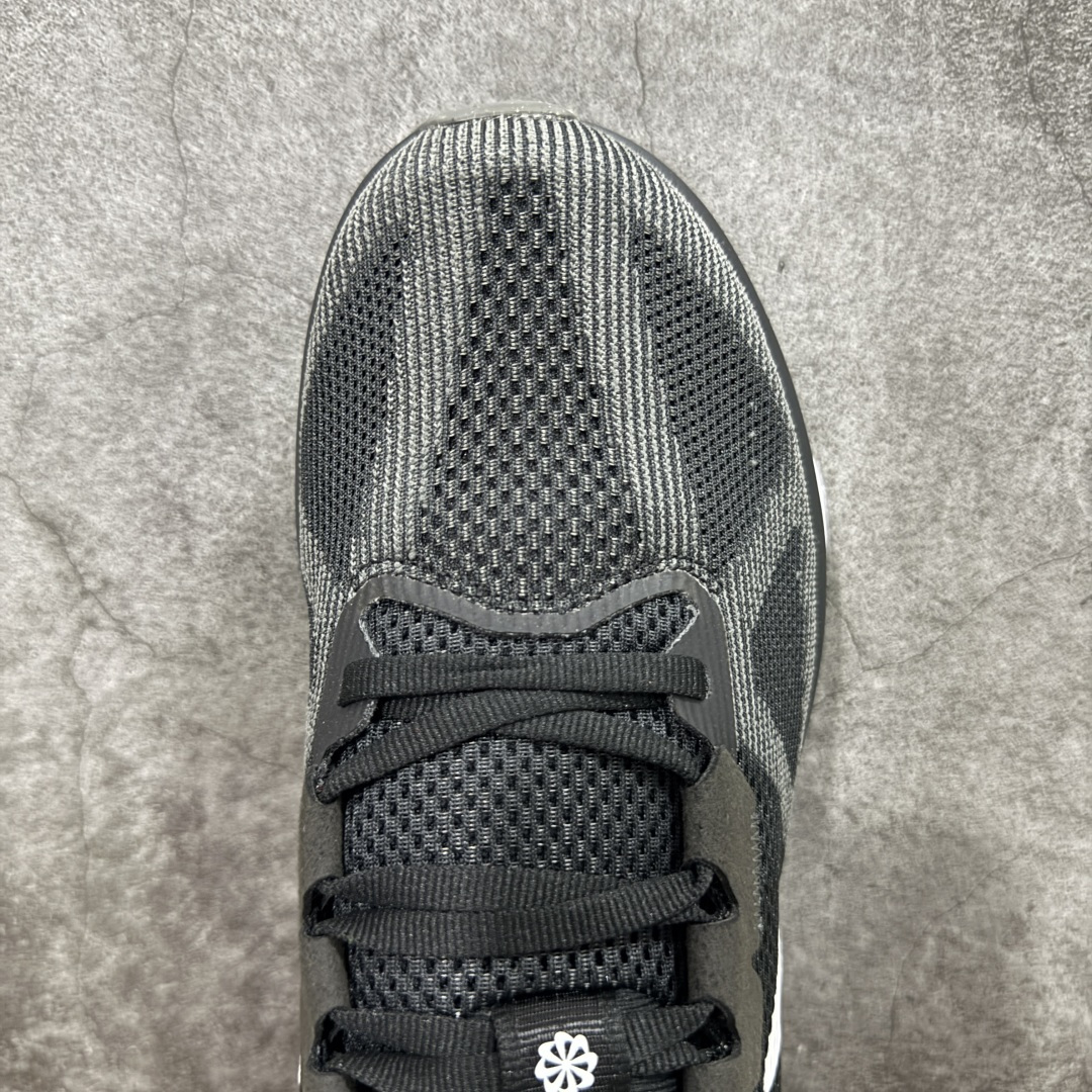 Nike Sneakers-180