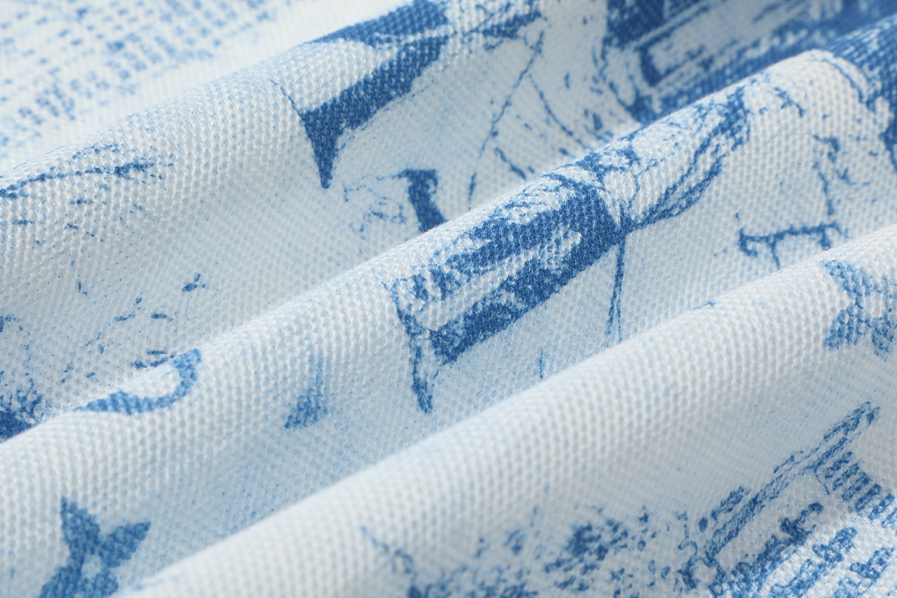 LV clothing-217