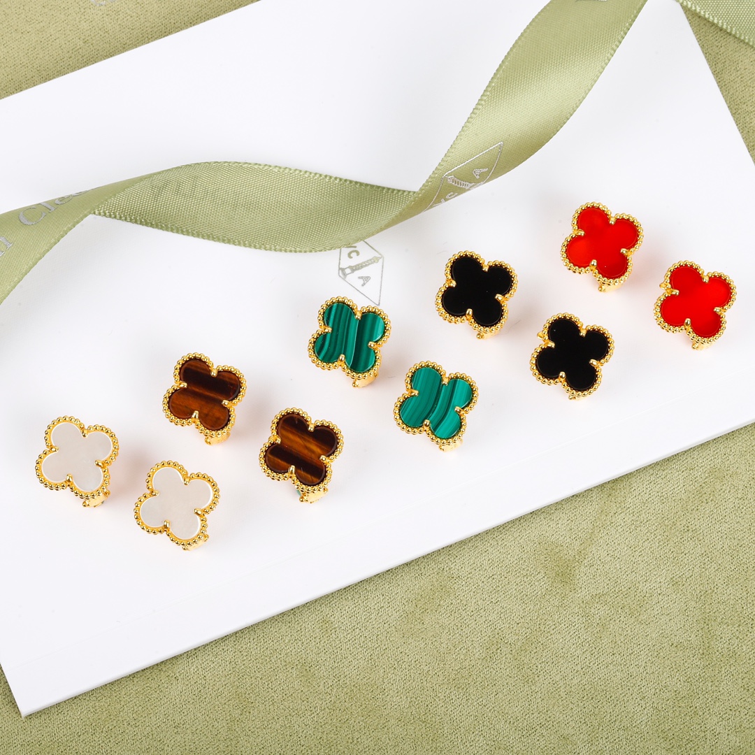 Van Cleef & Arpels earring-34