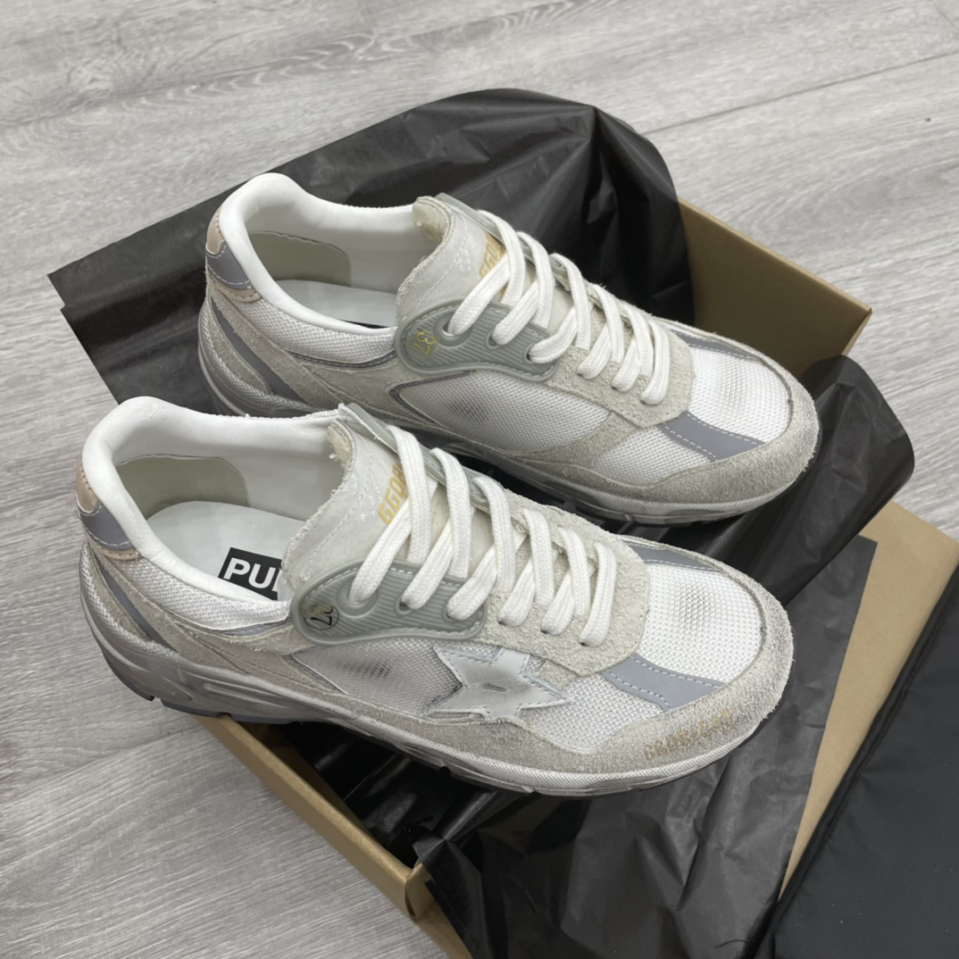 Golden Goose Sneakers-100