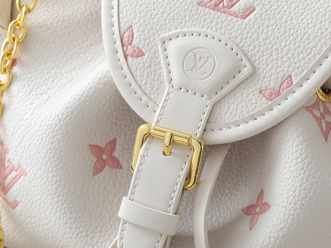 Louis Vuitton Hot New Product-38