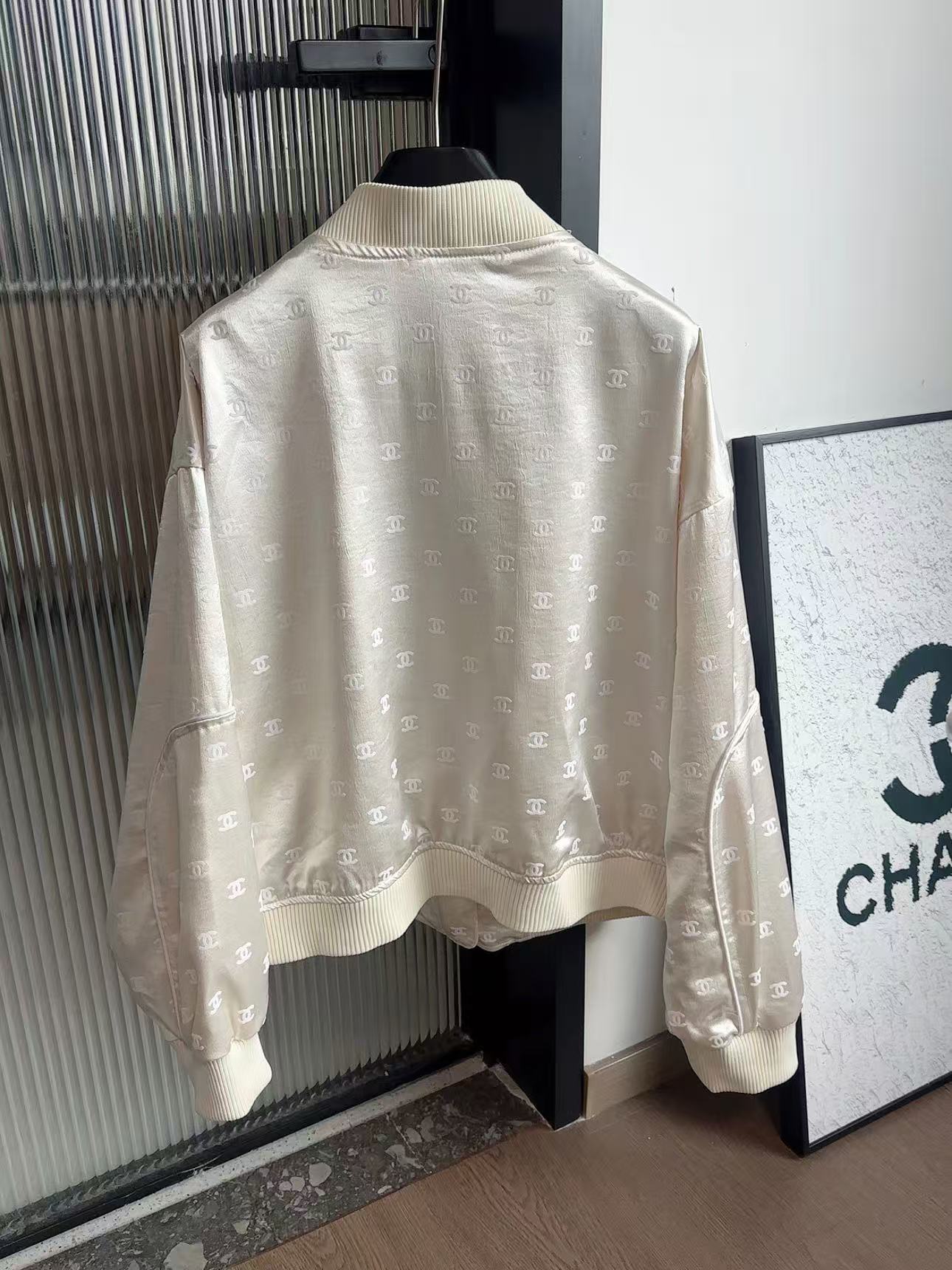 Chanel Clothing-200