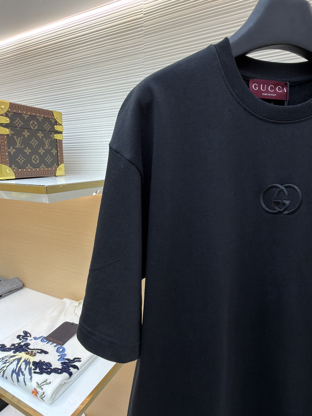 Gucci clothing-270