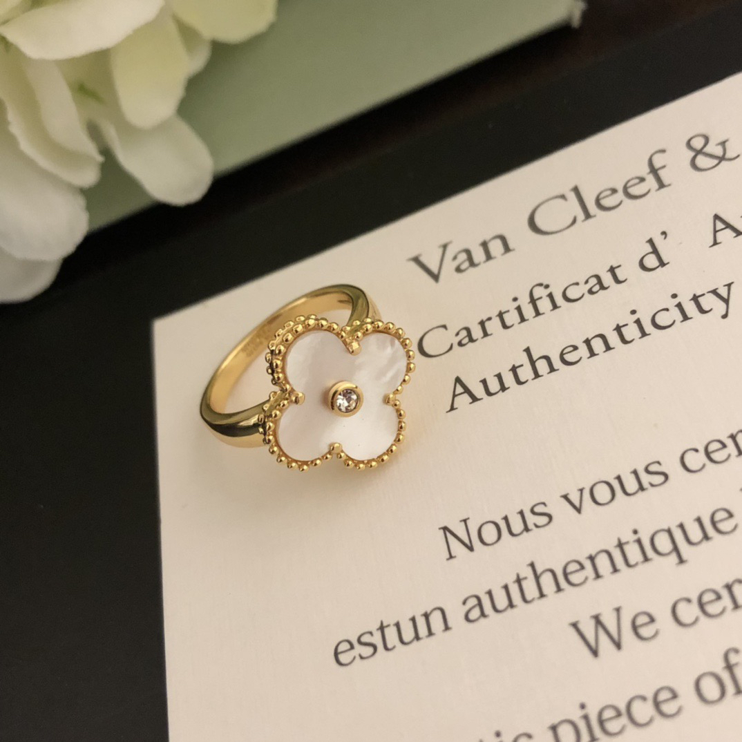 Van Cleef & Arpels ring-19