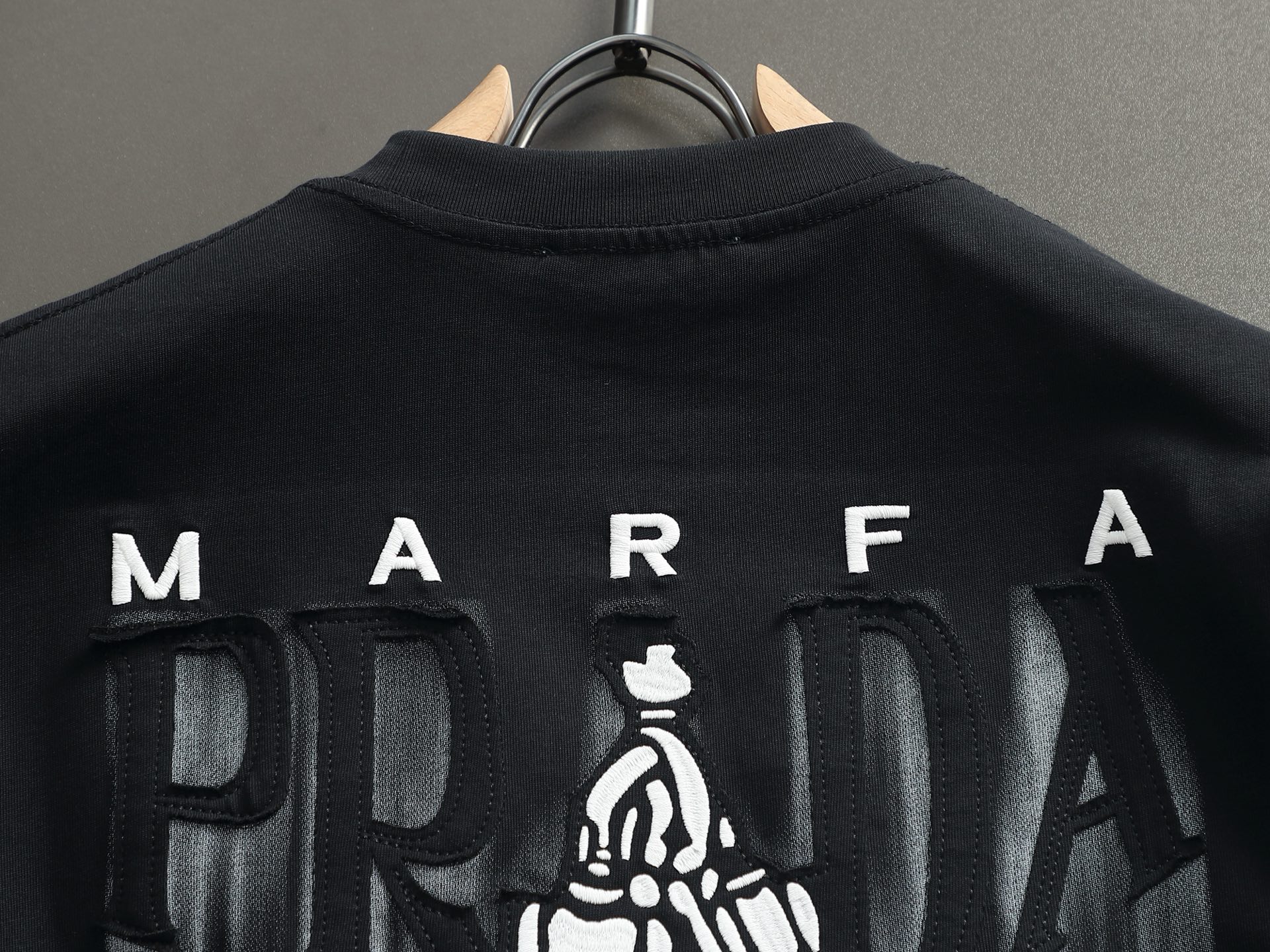 Prada clothing-200
