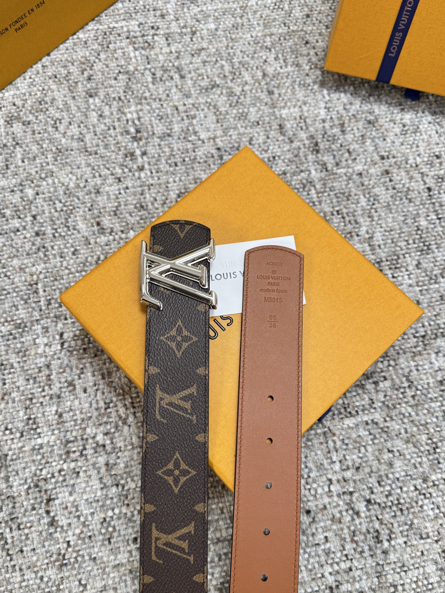 Lv belt-48