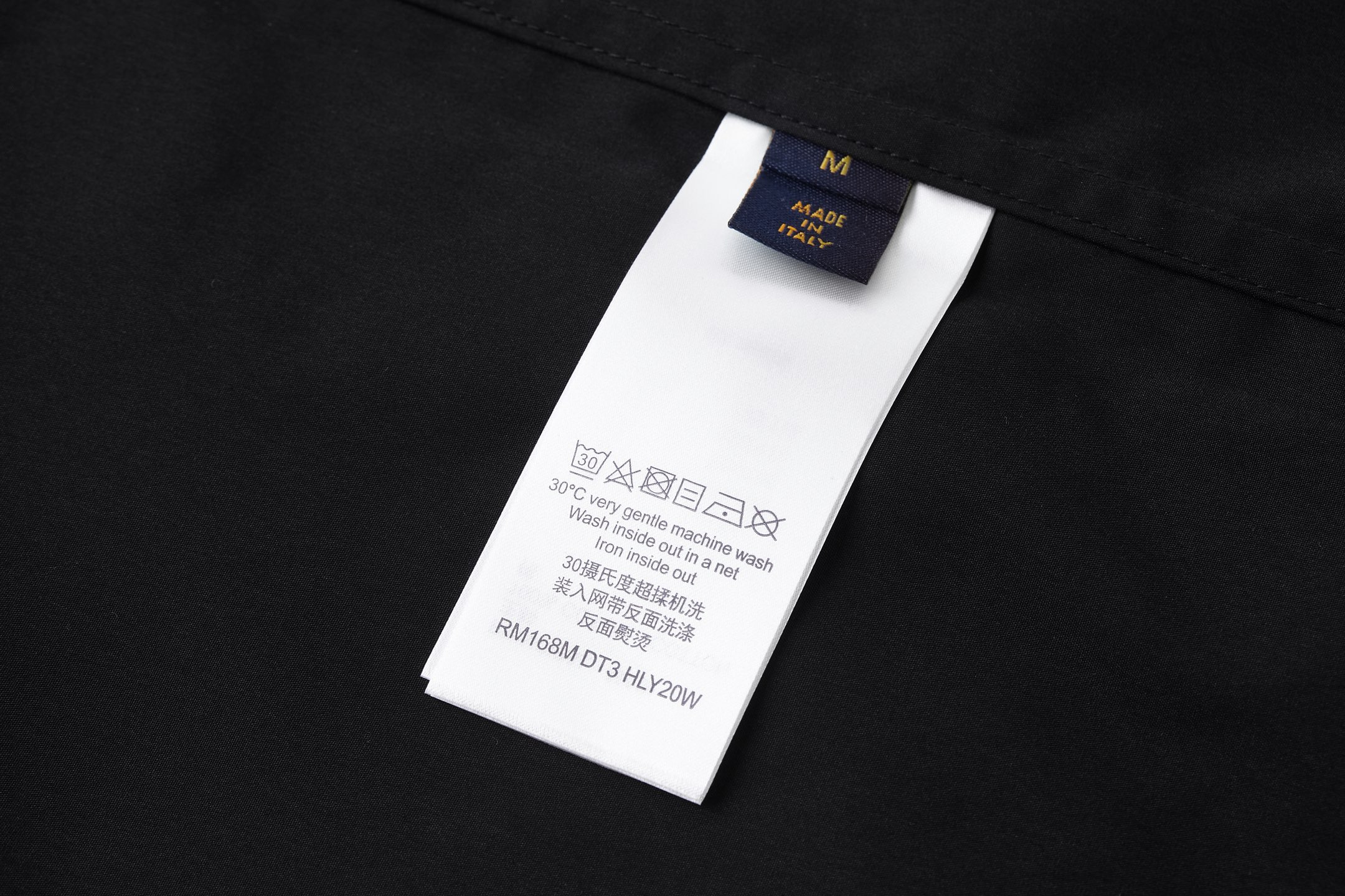 LV Clothing-195