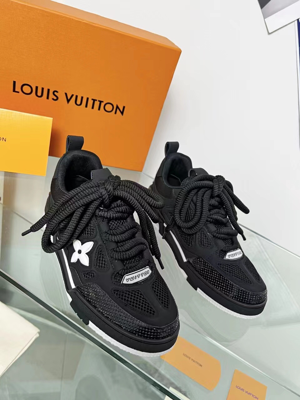 Lv Sneakers-38