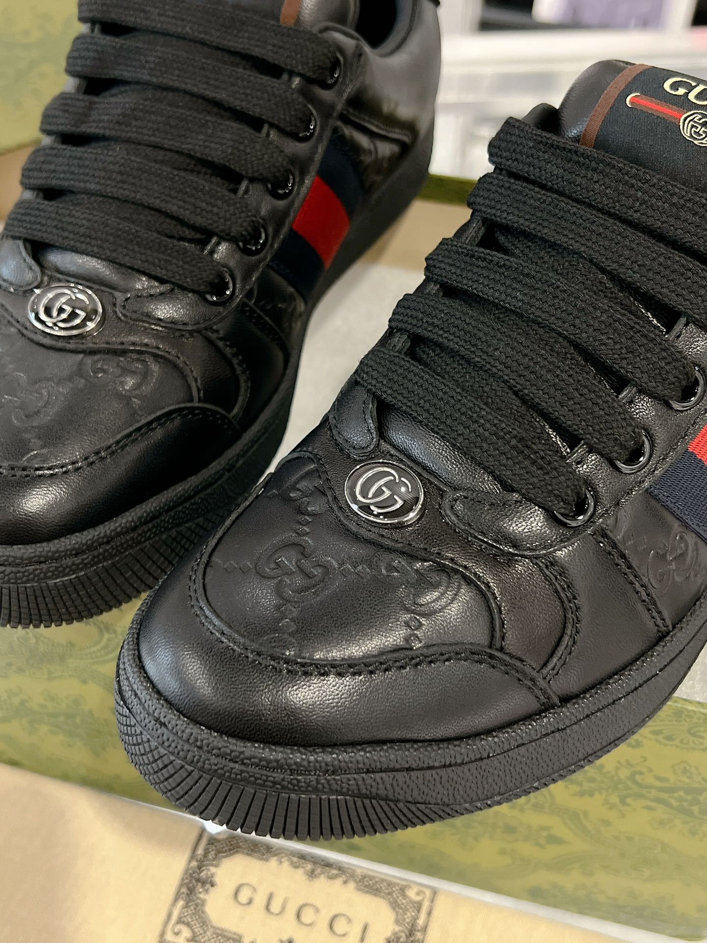 Gucci Sneakers-124