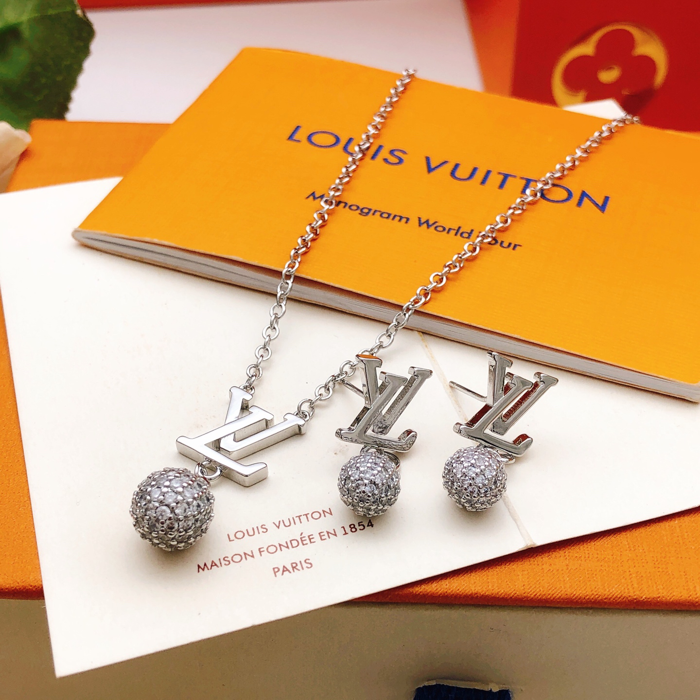 LV earrings-44