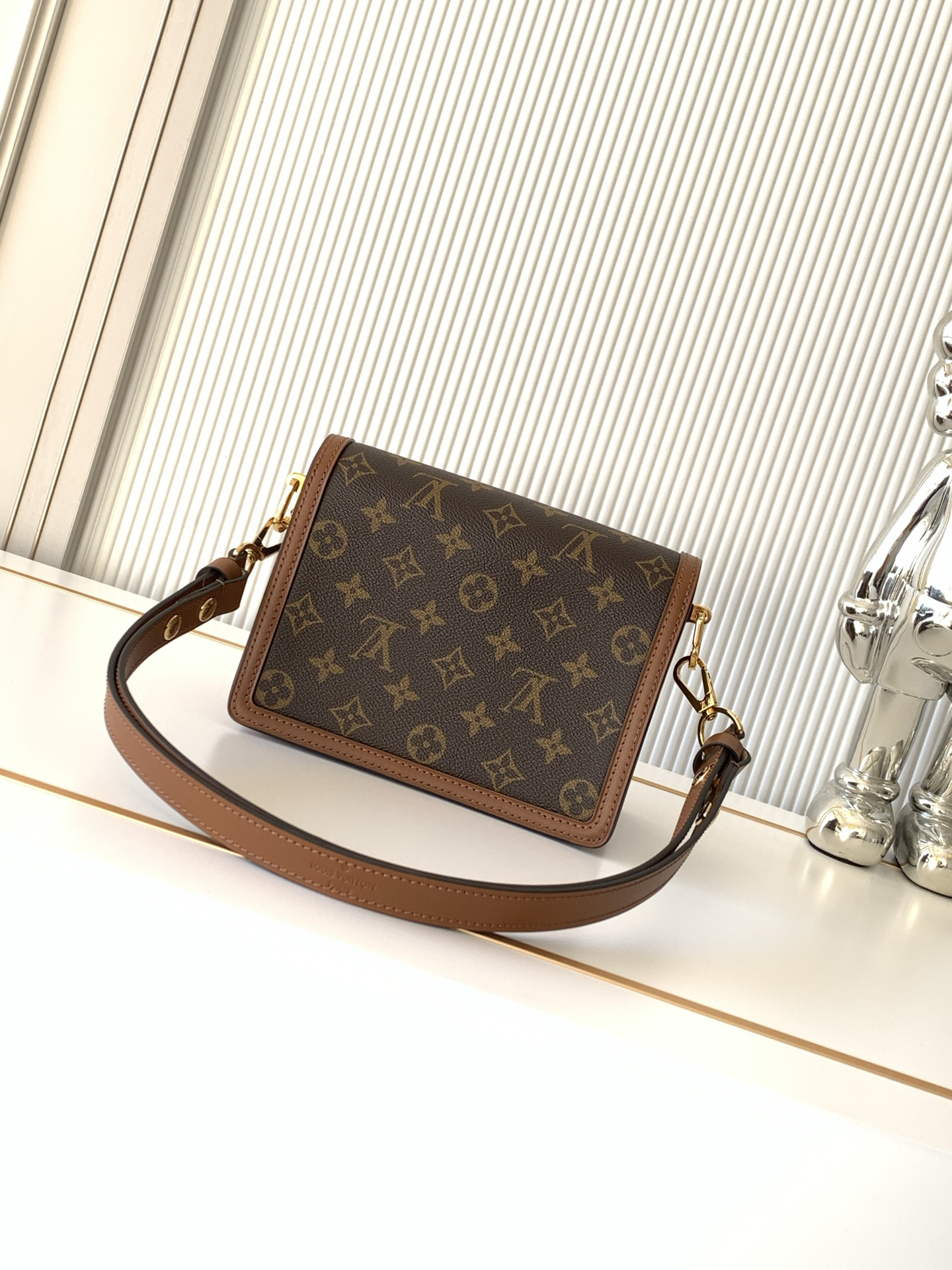 Louis Vuitton Hot New Product-159