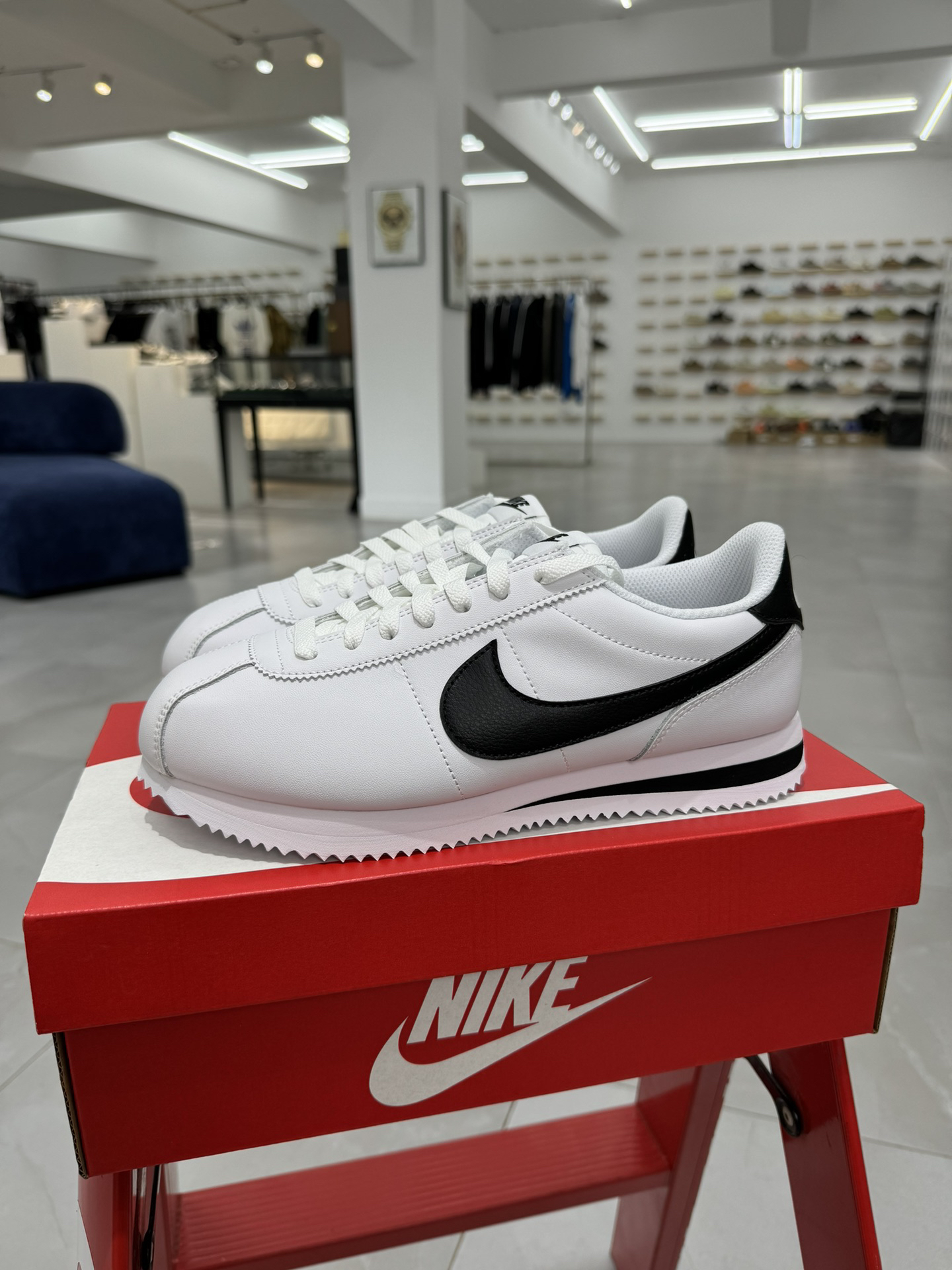 Nike Sneakers-13