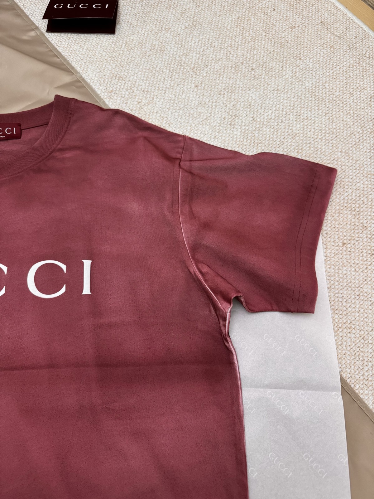 Gucci clothing-5