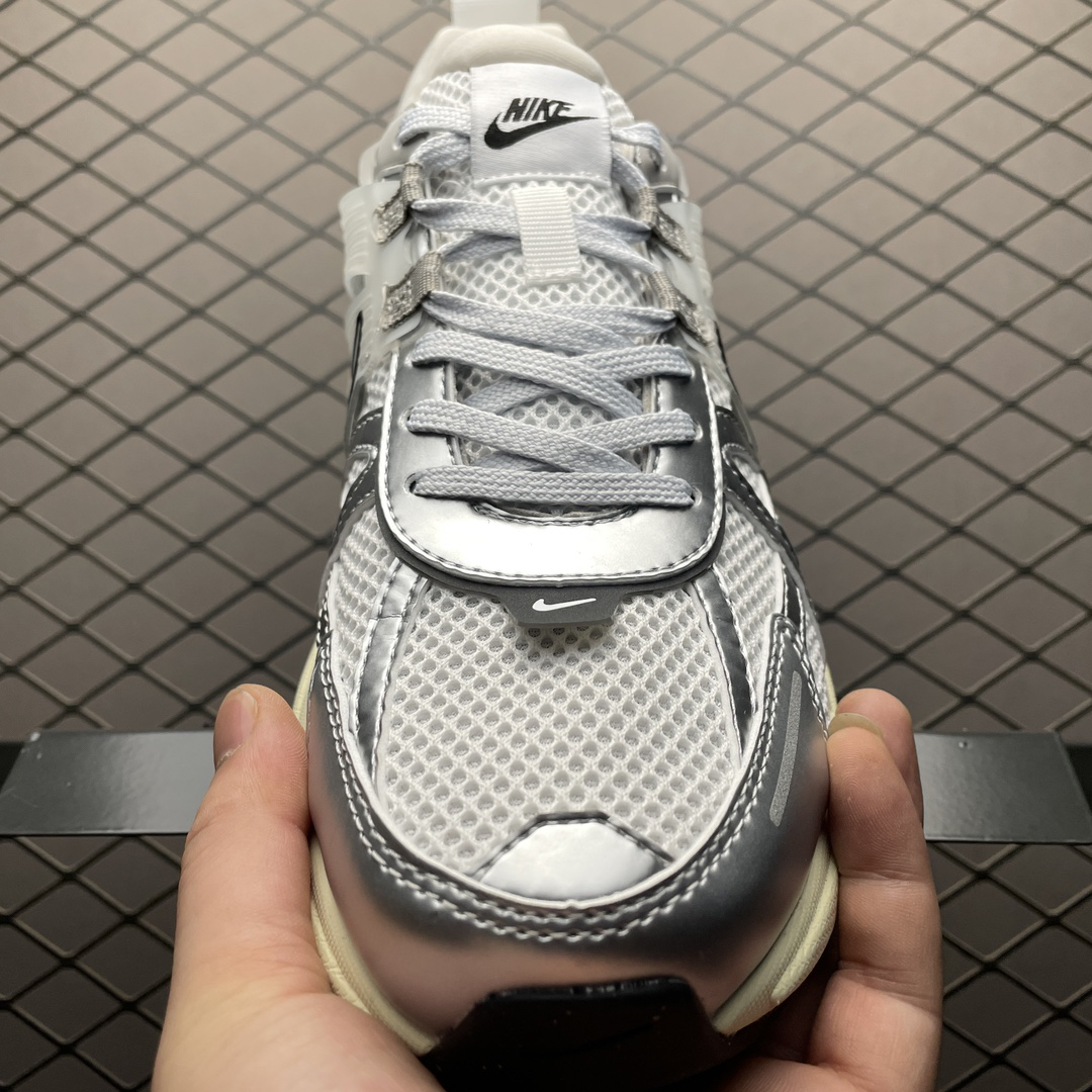 Nike Sneakers-175