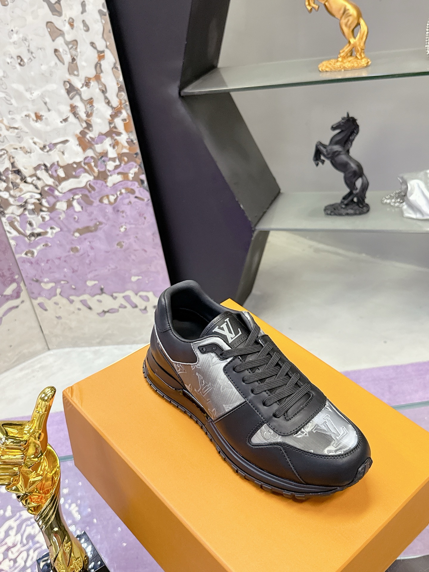 Lv Sneakers-8