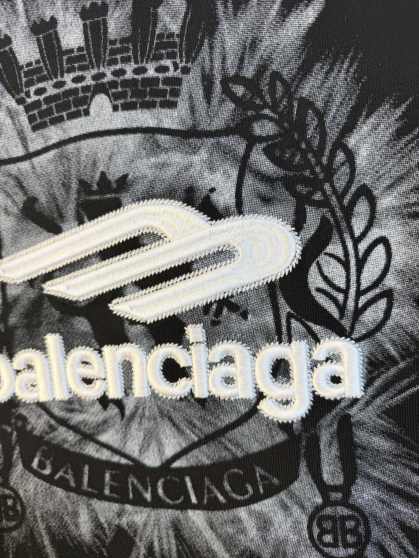 Balenciaga clothing-69