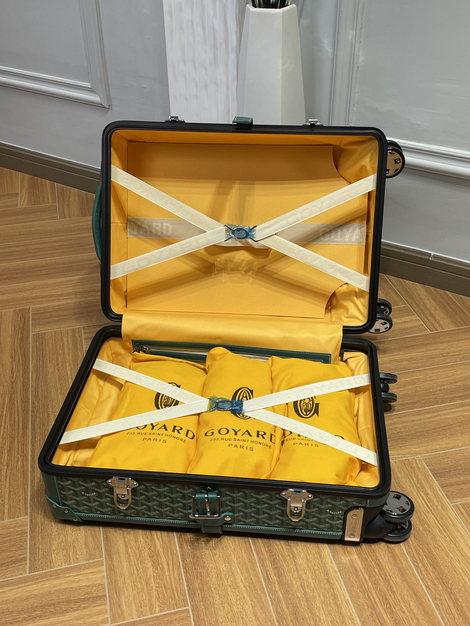 Goyard luggage-30