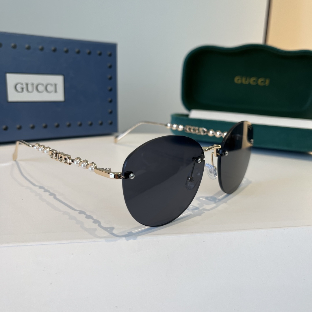 Gucci glasses-37