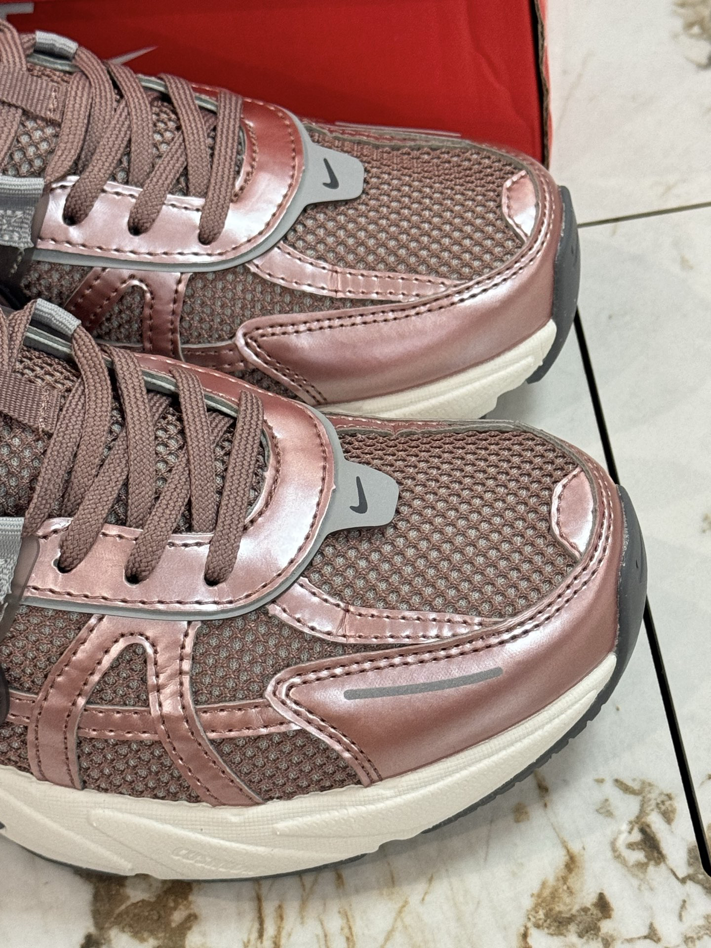 Nike Sneakers-244
